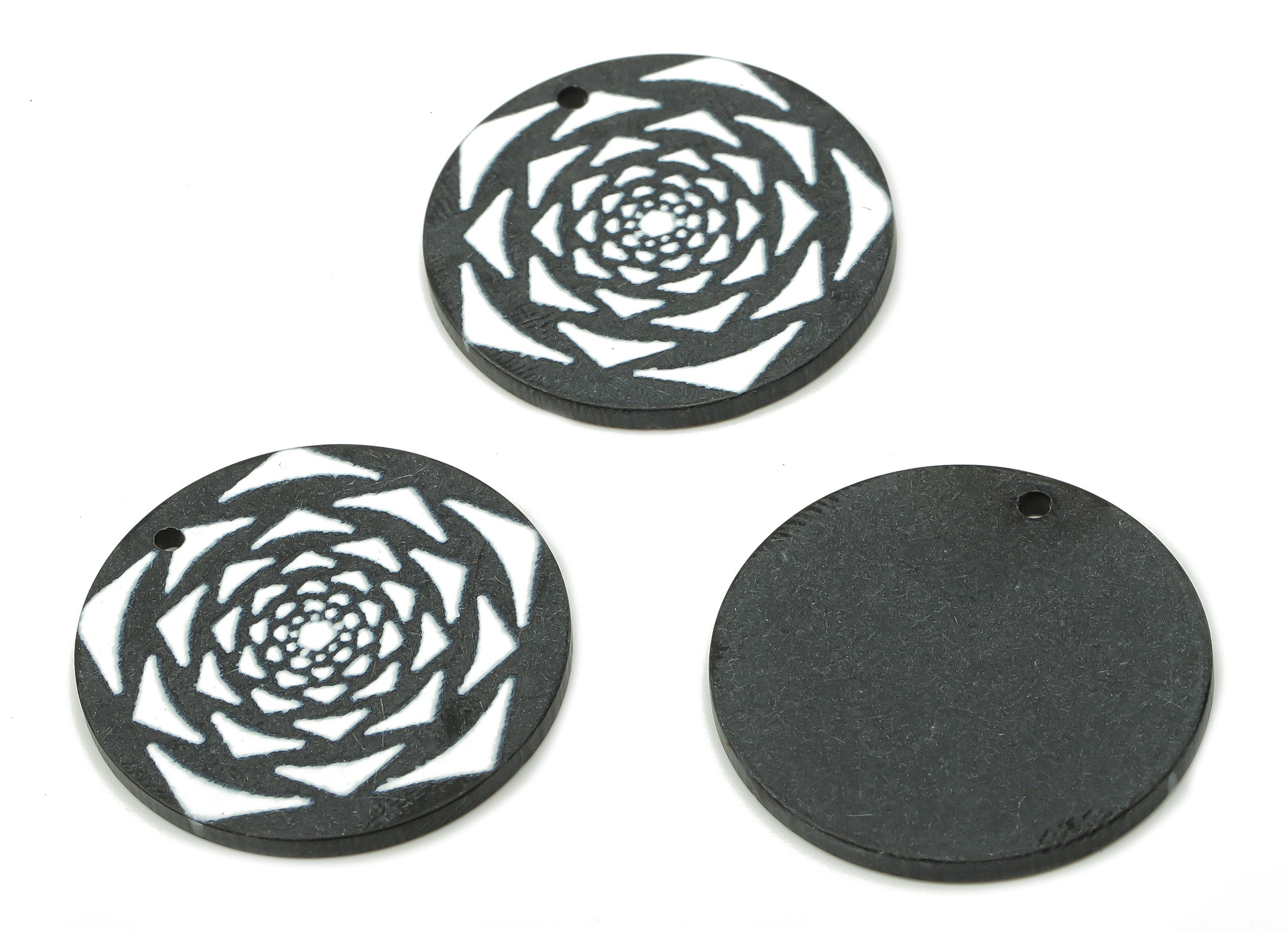 Acrylic Round Flower Earring Charm - Black and White Abstract Flower Pendant Charm - Jewelry Findings - 29.1×29.1×2.5mm - AC2517E - DOMEDBAZAAR