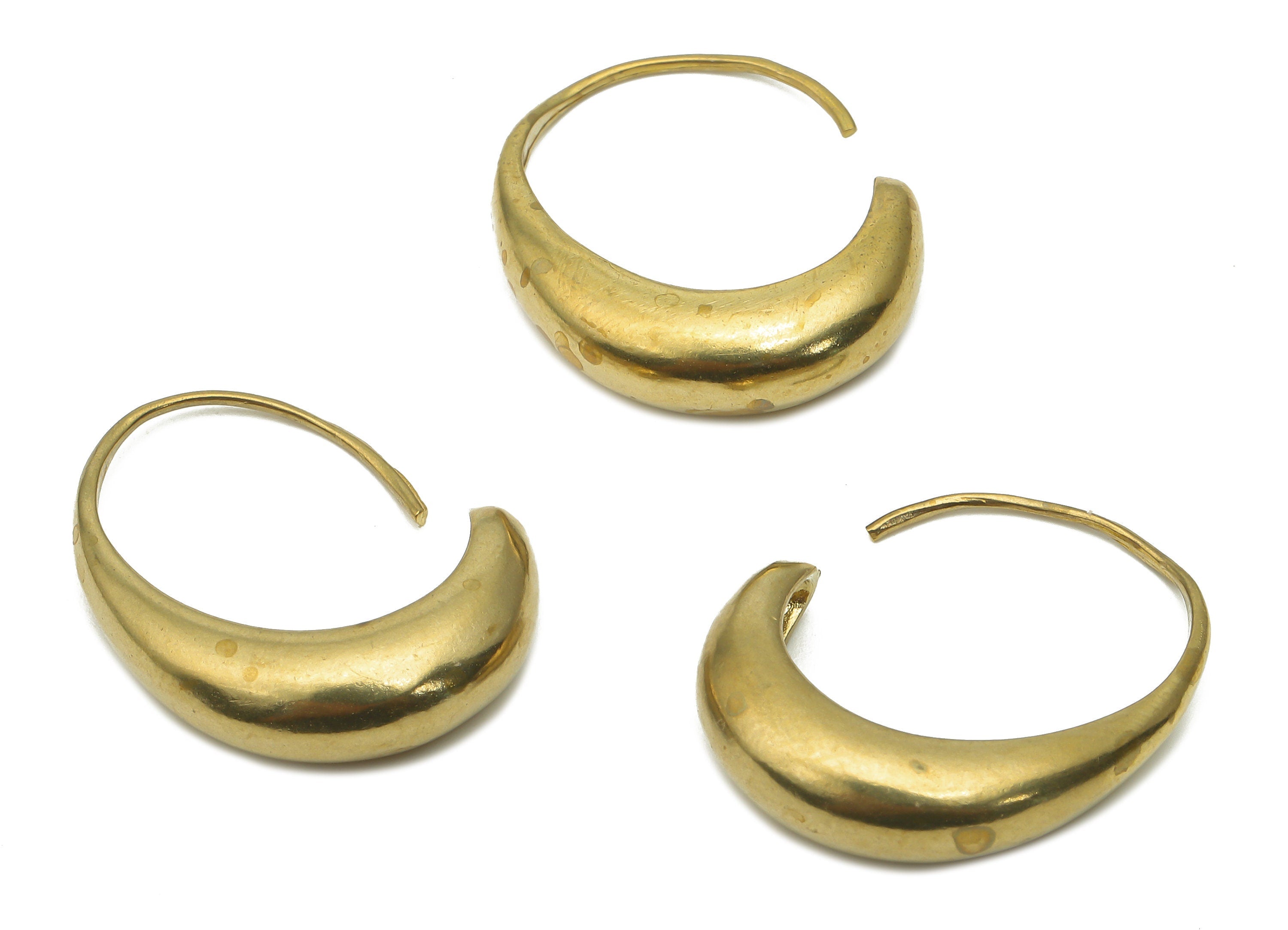 Brass C Hoop Earrings - Raw Brass Earring Wire - Brass Crescent Hoop Earrings - Raw Brass Hoop Earrings - 30.45x19.78x1.64mm - PP7641 - DOMEDBAZAAR