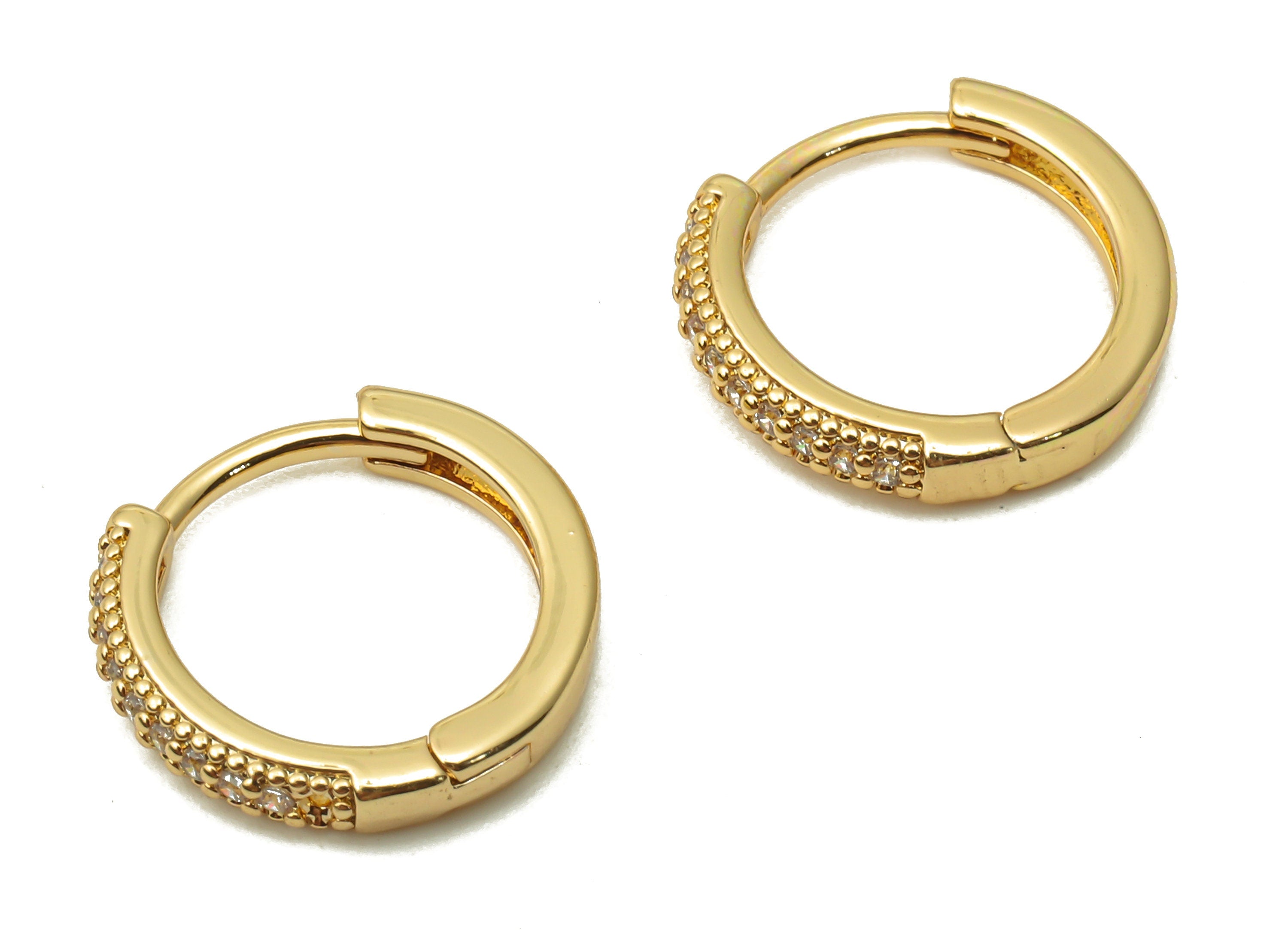 Brass Round Earrings Clasps With Zircon - Textured Brass Round Huggie Hoop Clasps - 18K Real Gold Tone Plated - 13.98x13.98x2.22mm - RGP4739 - DOMEDBAZAAR