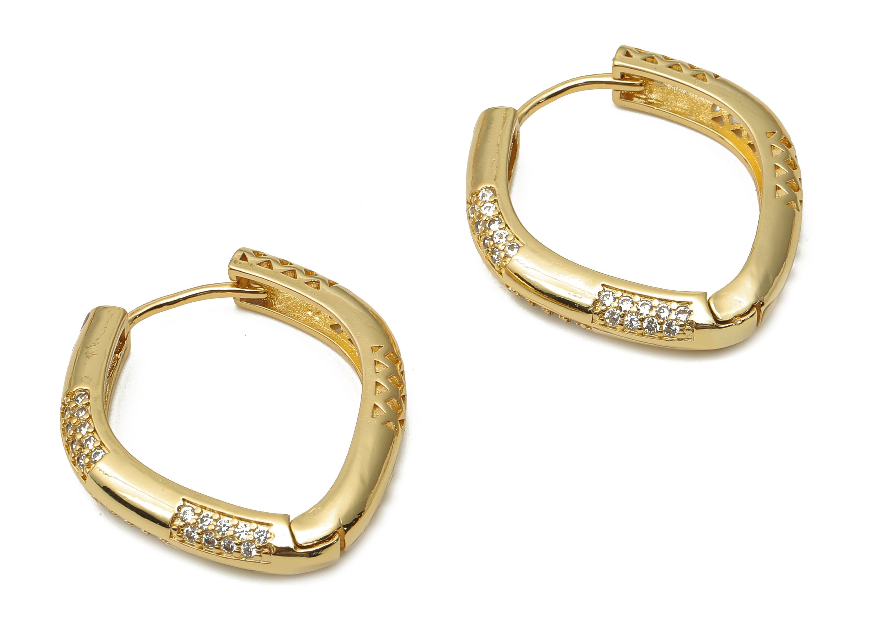 Brass Textured Huggie Hoop Earrings with Zircon - Brass Oval Diamond Hoop - 18K Real Gold Plated Brass - 31.13x28.75x5.34mm - RGP4770 - DOMEDBAZAAR