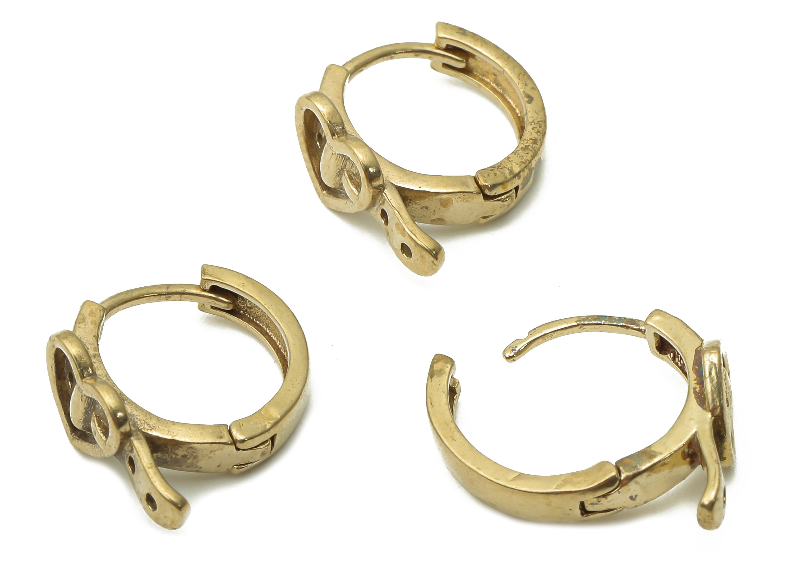 Brass Circle Earring Clasps - Raw Brass Circle Heart Belt Huggie Clasps - Brass Round Thick and Wide Hoop Clasps - 16.6x14.5x2.23mm - PP7693 - DOMEDBAZAAR