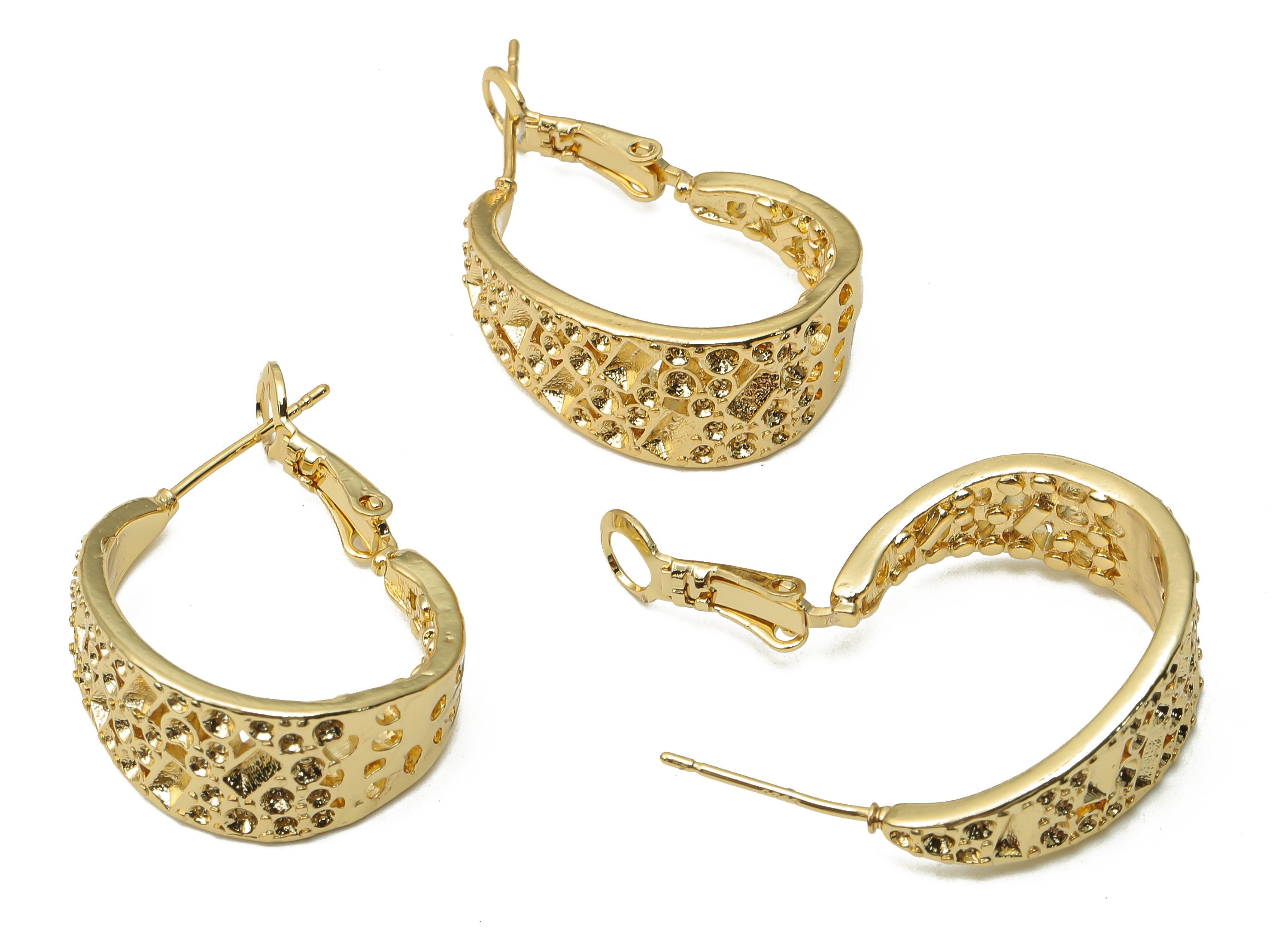 Brass Textured Earring Clasps - Brass Think Hoop - Brass Spot Round Clasps - 18K Real Gold Plated Brass - 28.74x19.18x2.32mm - RGP4787 - DOMEDBAZAAR