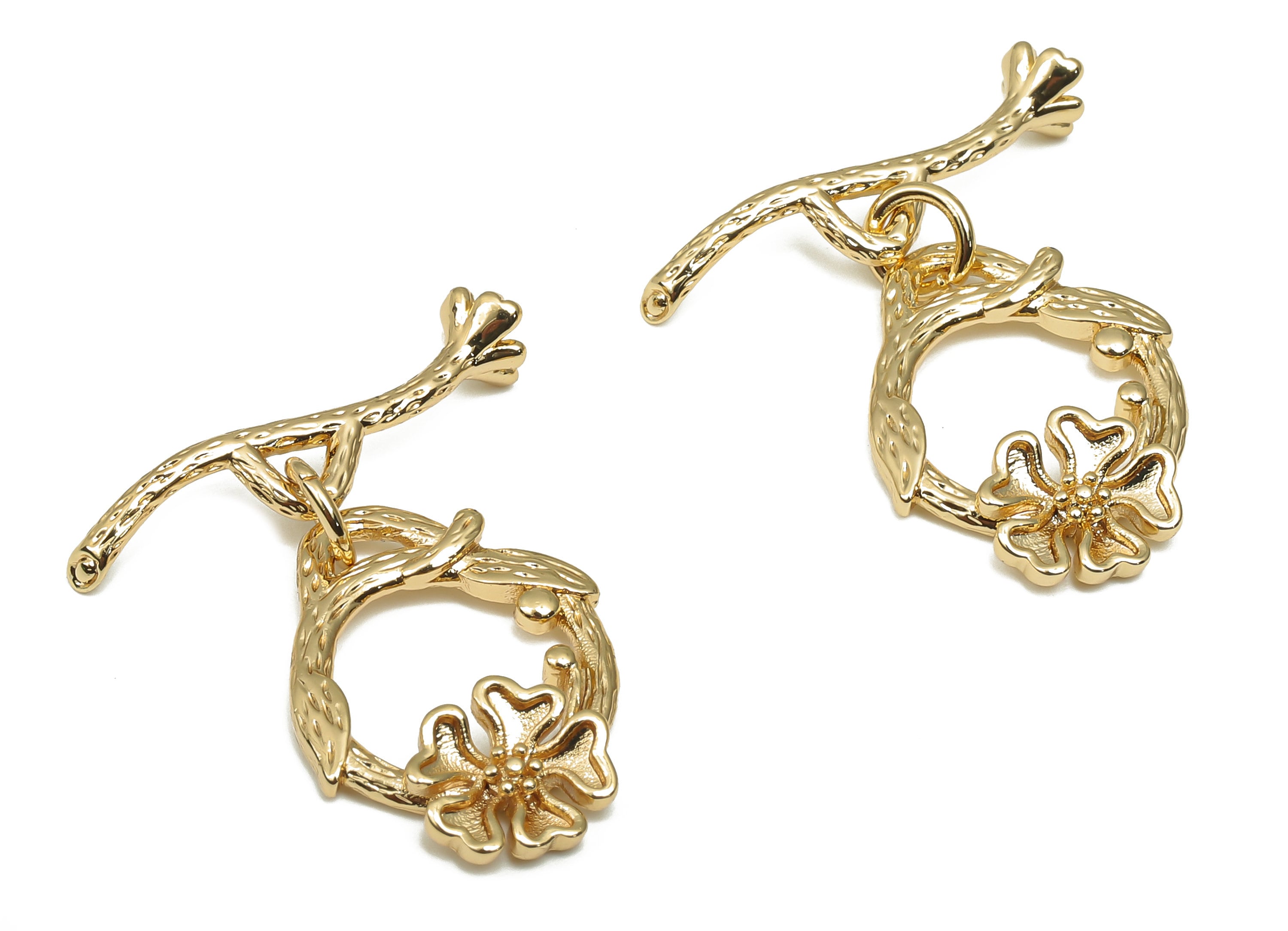 Brass Toggle Clasp - Brass Artisan Flower Toggle Clasps - For Necklace - Bracelet - 18K Real Gold Plated Brass - 23.87x21.66x4.4mm - RGP4560 - DOMEDBAZAAR