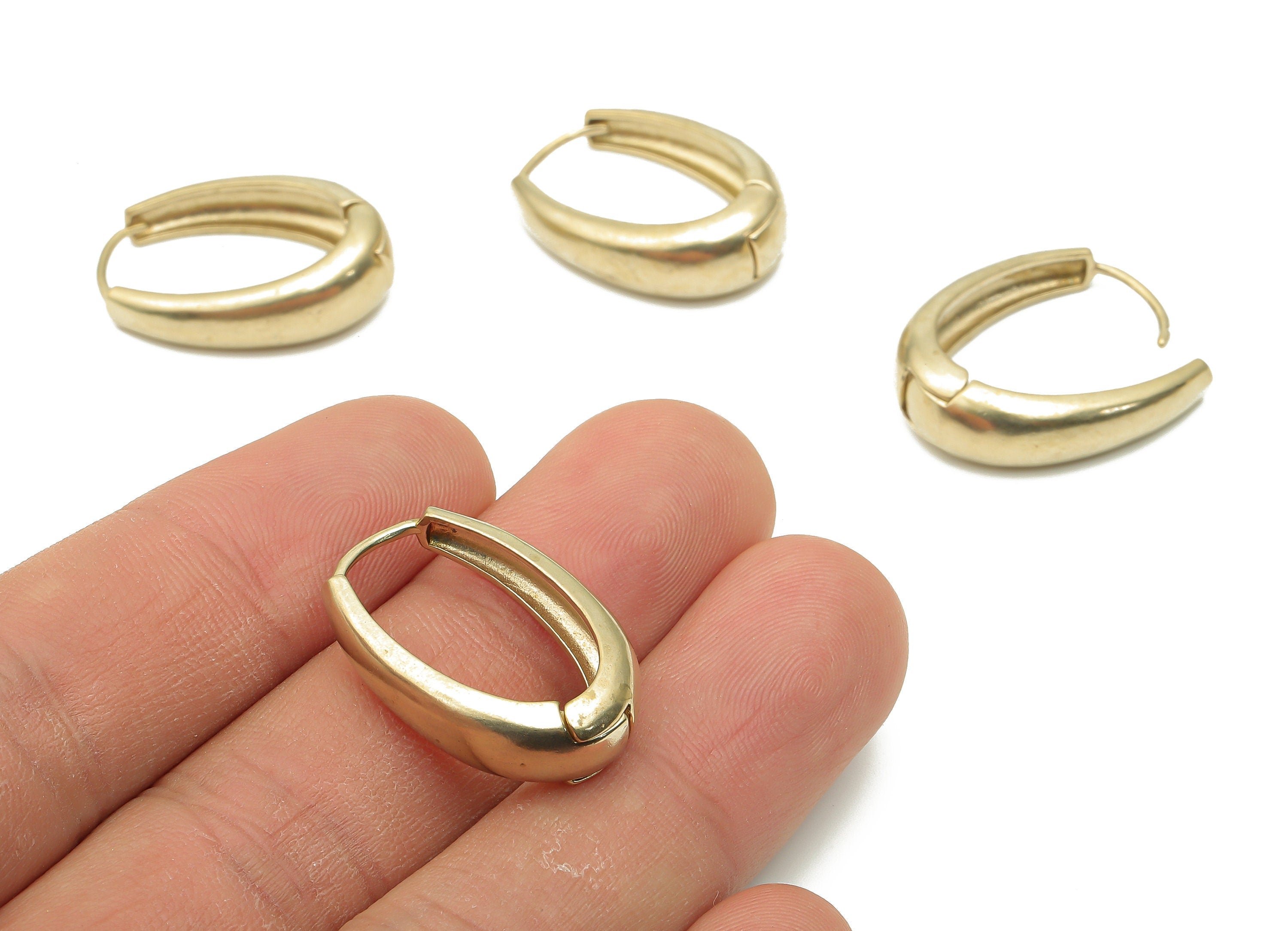 Brass Ellipse Huggie Hoops Earrings - Raw Brass Huggie Hoops Earrings - Brass Hoop Earrings - Brass Hoops - 24.03x17.53x3.5mm - PP7595 - DOMEDBAZAAR