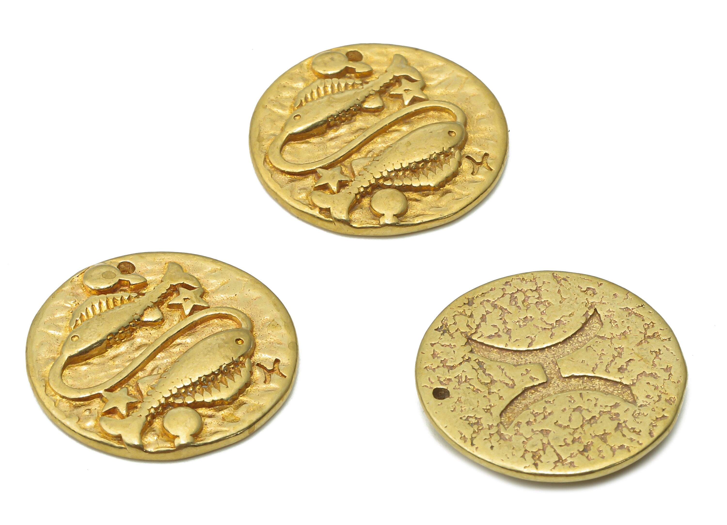 Pisces Round Charm - Raw Brass Horoscope Charms - Round Fish Pendant - Brass Star Pendant - Brass Zodiac Necklace - 19.4x19.4x3mm - PP7751L - DOMEDBAZAAR