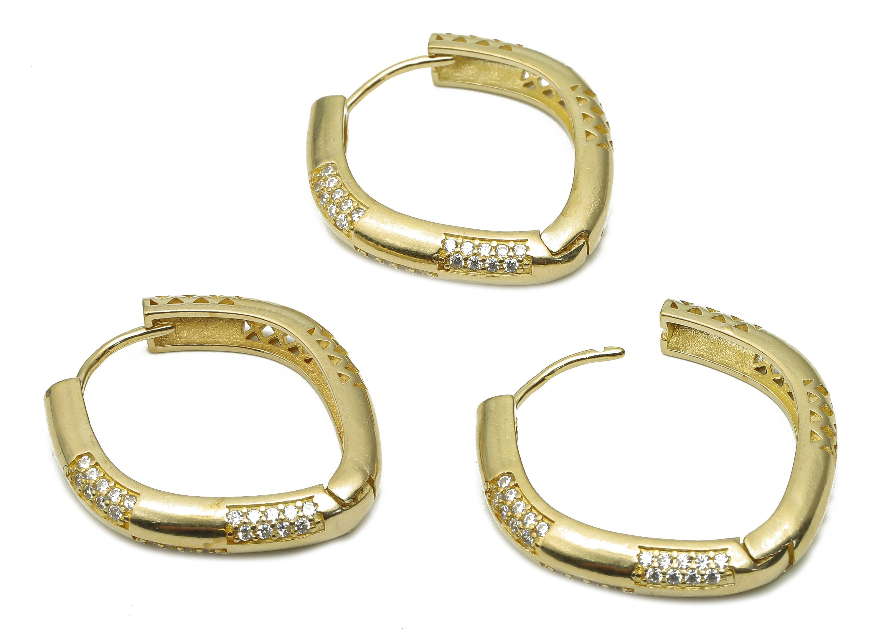Brass Oval Hoop Earrings With Zircon - Raw Brass Hoops - Brass Stud - Brass Hoop Earring - 31.13x28.75x5.34mm - PP7832 - DOMEDBAZAAR