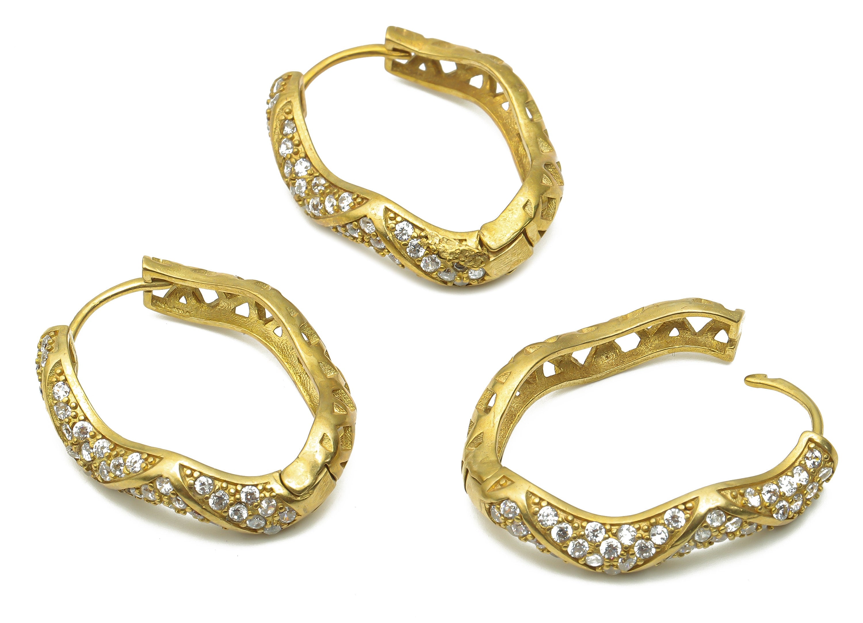 Brass Textured Thick Huggie Hoop Earrings - Raw Brass Oval Huggie Hoop- Brass Huggie Hoop Earring - 30.33x24.22x5.52mm - PP7840 - DOMEDBAZAAR