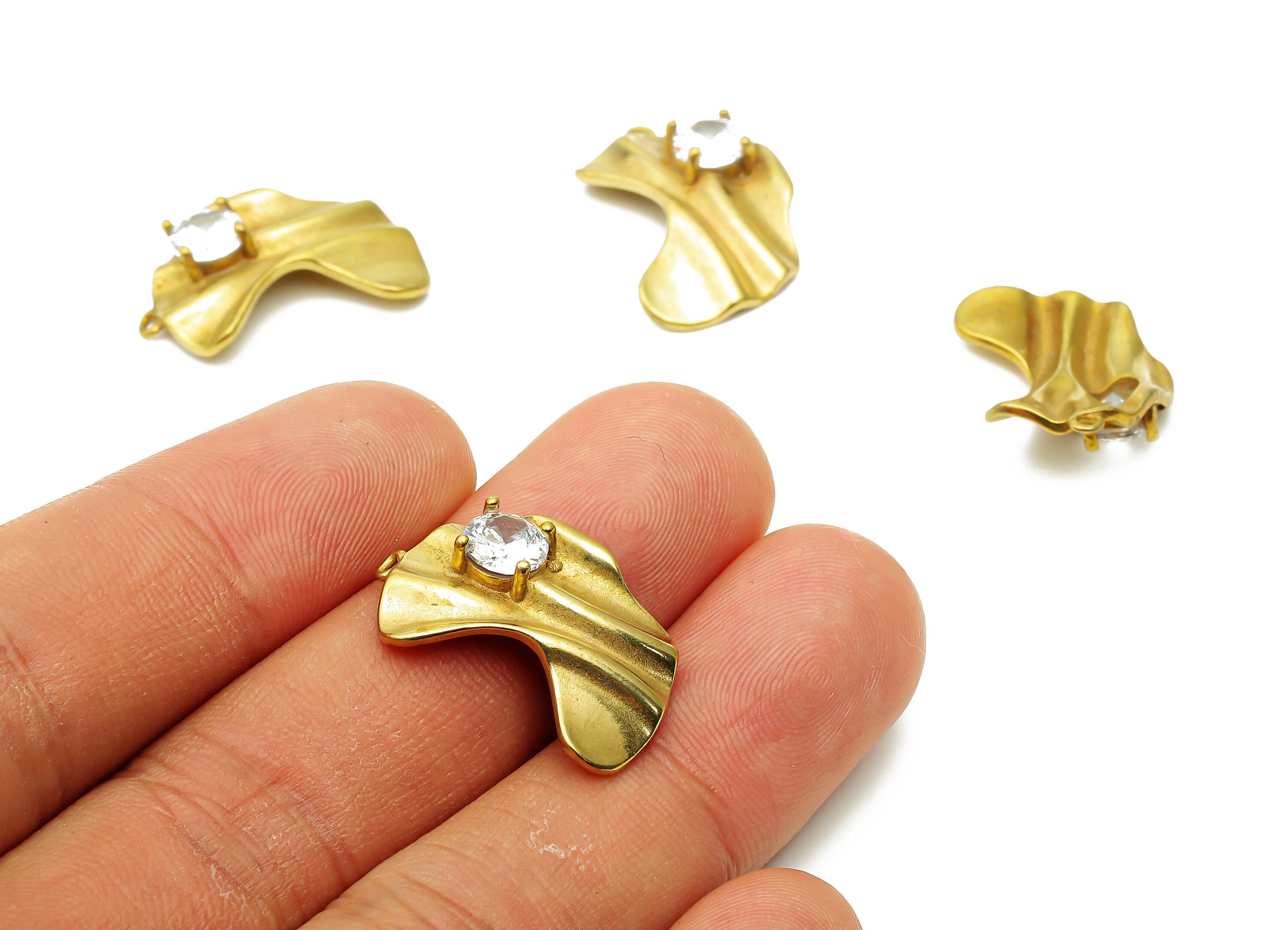 Brass C Earring Charms With Zircon - Brass Waterlily Pendant - Brass Moon Pendant - Brass C Pendant - C Pendant - 23.54x 15.7x 2m -RGP4899 - DOMEDBAZAAR