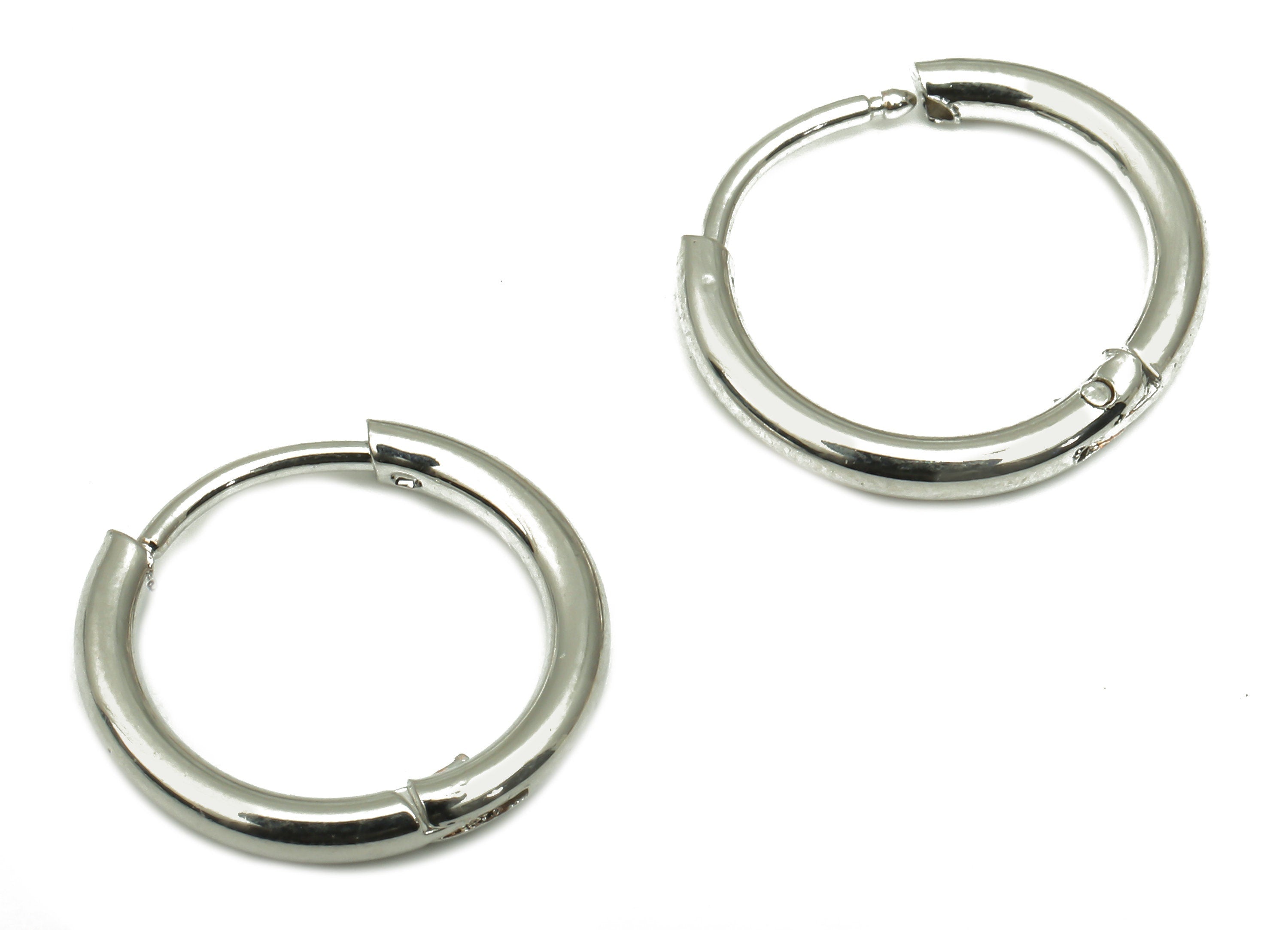 Hoop Earring Clasp - Brass Circle Earrings - 18k Real White Gold Plated Round Brass - Jewelry Supplies - 13.6x13.6x1.65mm - RGP4726S - DOMEDBAZAAR