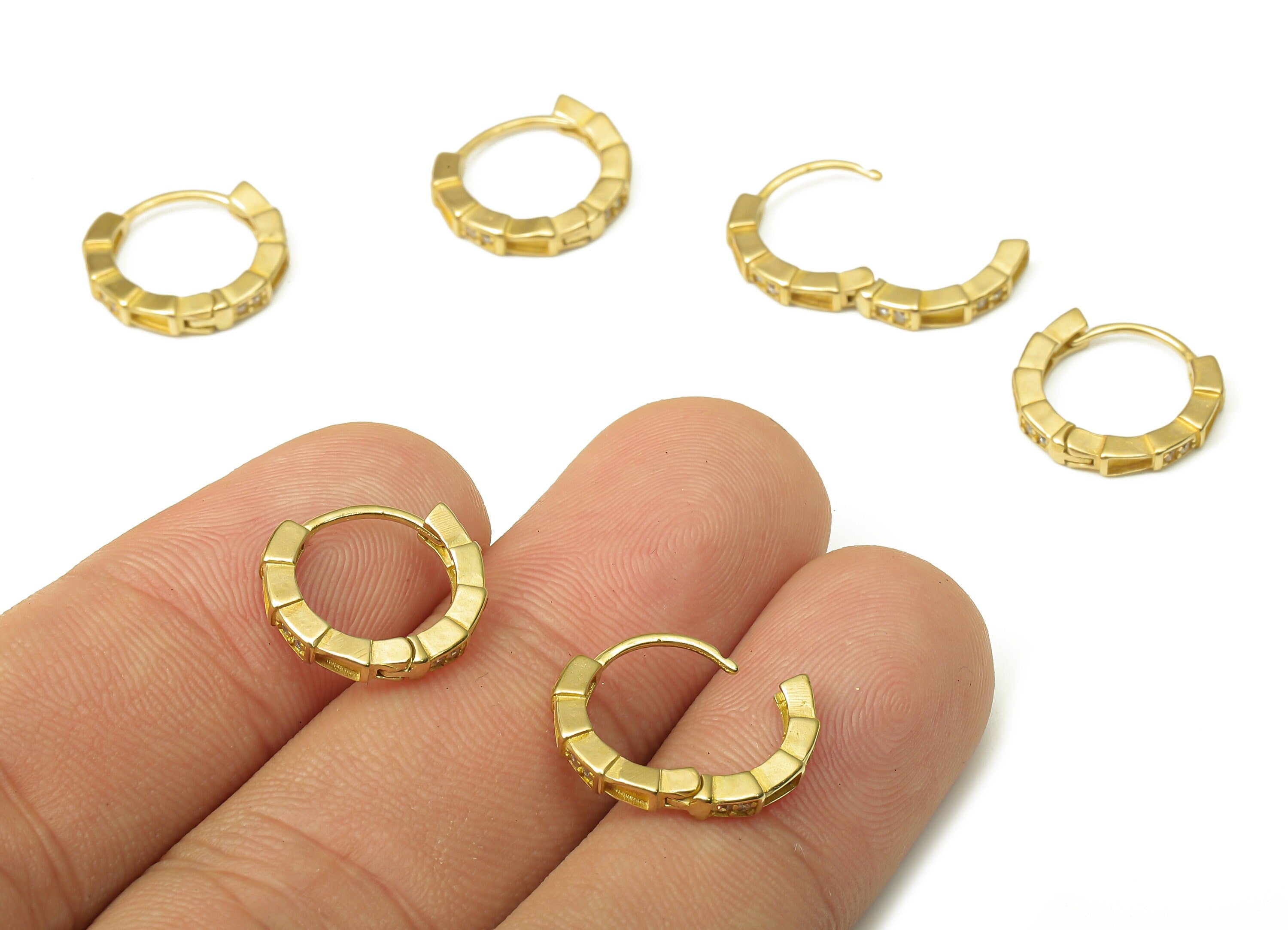 Brass Round Snake Earring Clasp - Raw Brass Snake Huggie Thick Hoop with Zircon - Brass Circle Hoop Earrings - 13.9x12.64x2.36mm - PP7898 - DOMEDBAZAAR