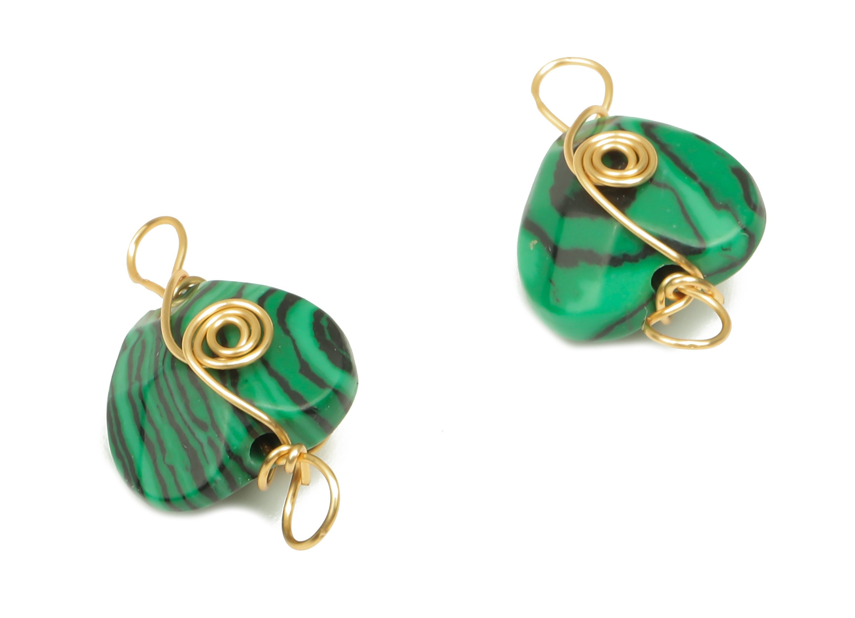 Malachite Heart Connectors - Brass Wire Wrapped Heart Pendant - Faceted Natural Stone - Gold Tone Plating - 17.22x10.38x6.1mm - NS1864H - DOMEDBAZAAR