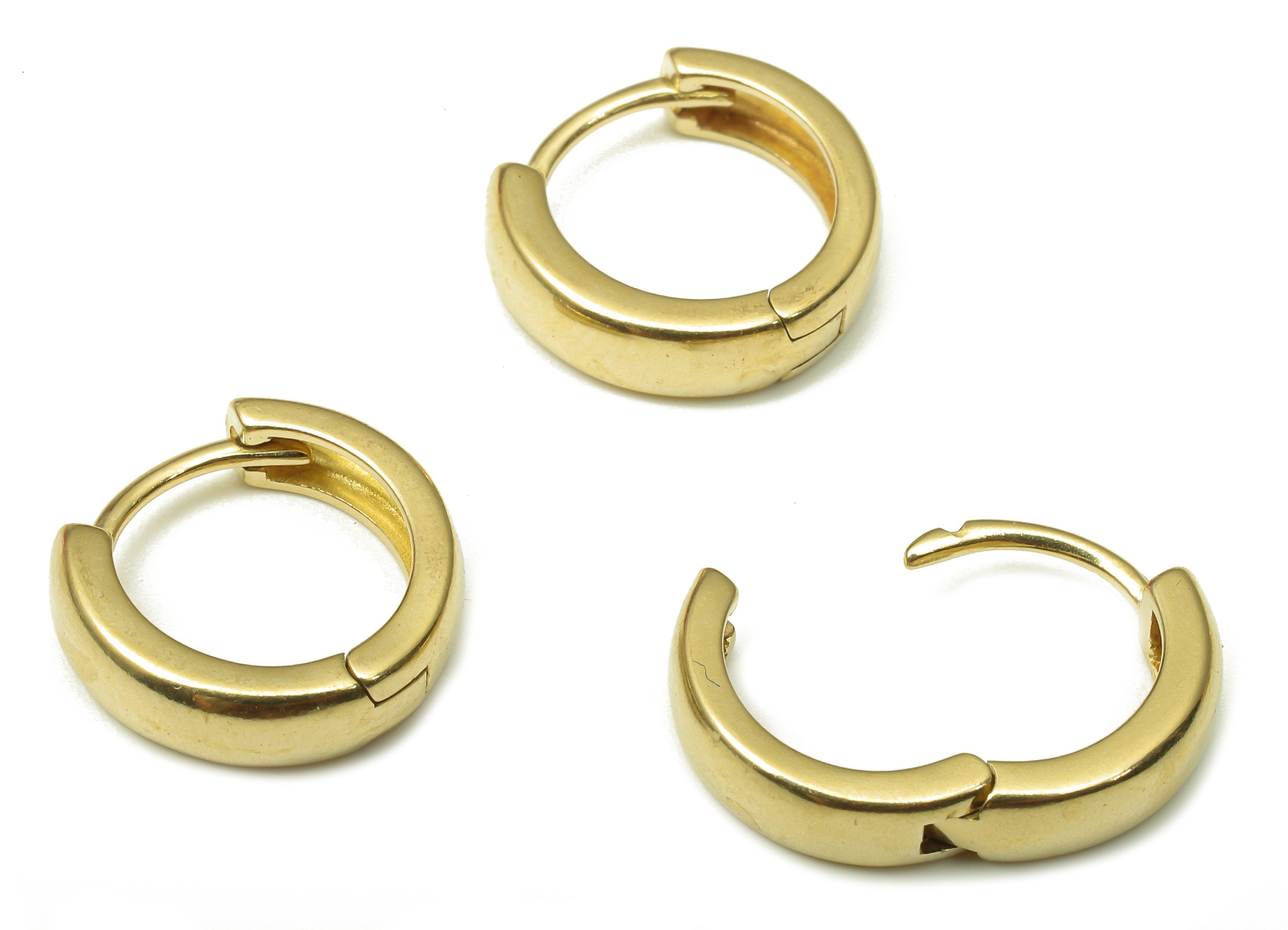 Brass Round Earring Clasp - Raw Brass Circle Huggie Earring - Wide Huggie Hoop Earring - Thick Hoop Earring - 13.64x13.02x1.9mm - PP7925 - DOMEDBAZAAR
