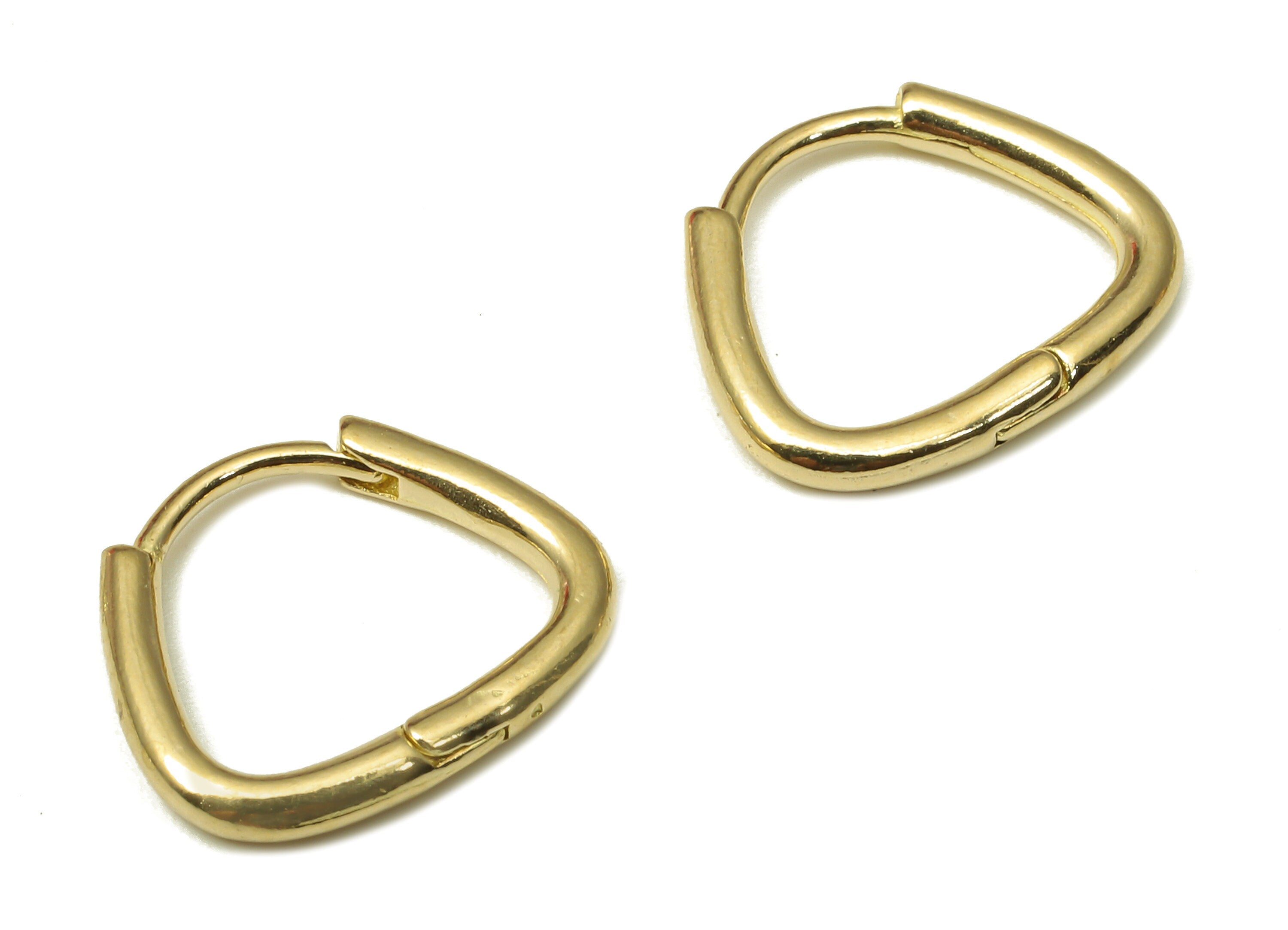 Brass Oval Triangle Earring Clasp - Raw Brass Triangle Huggie Earring - Huggie Hoop Earring - Hoop Earring - 13.82x11.4x1.82mm - PP7937 - DOMEDBAZAAR