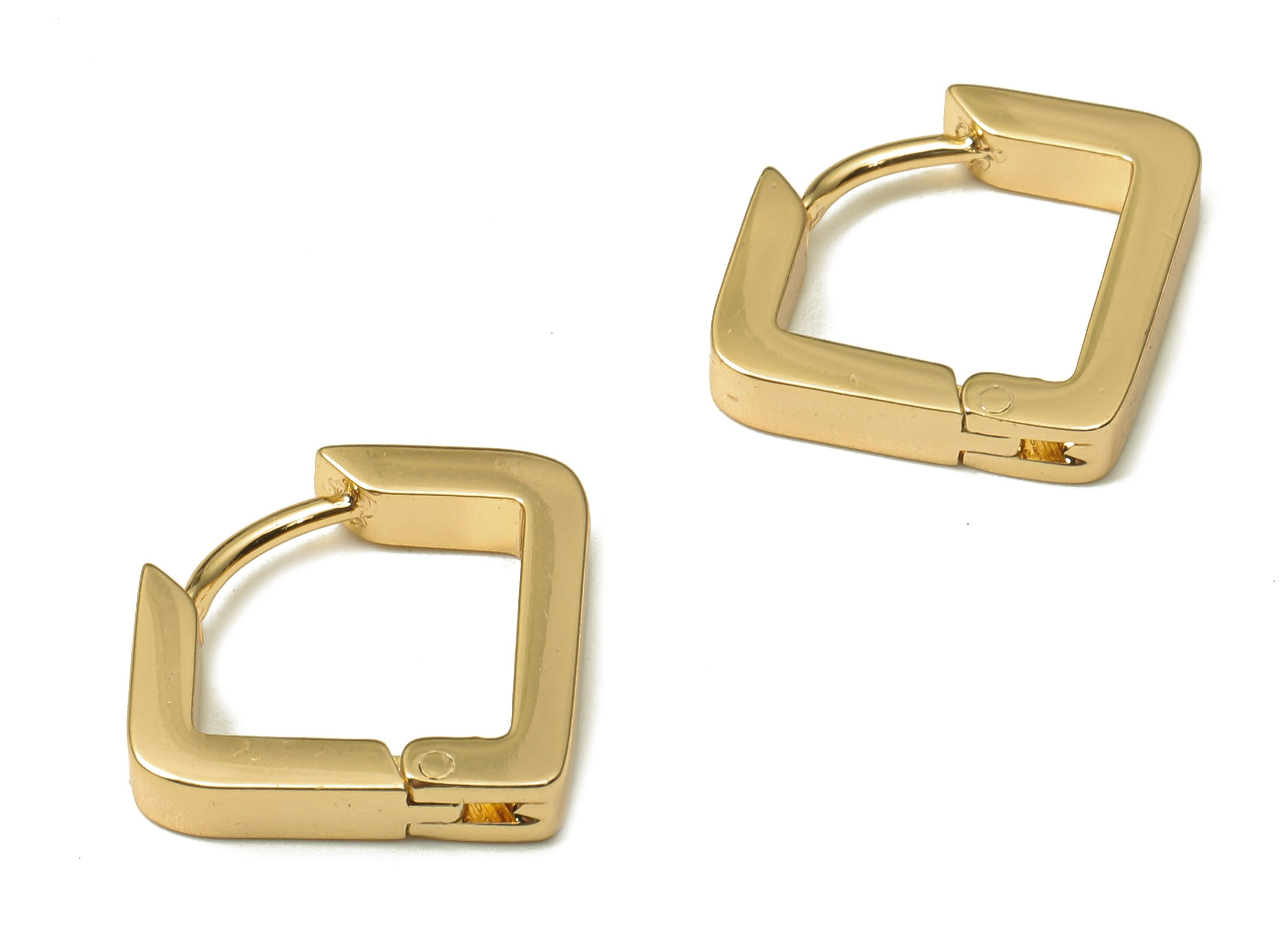 Brass Diamond Huggie Hoop Earrings - Chunky Gold Rhombus Earring Clasp - 18K Real Gold Plating - 18.03x15.1x2.84mm - RGP5207 - DOMEDBAZAAR