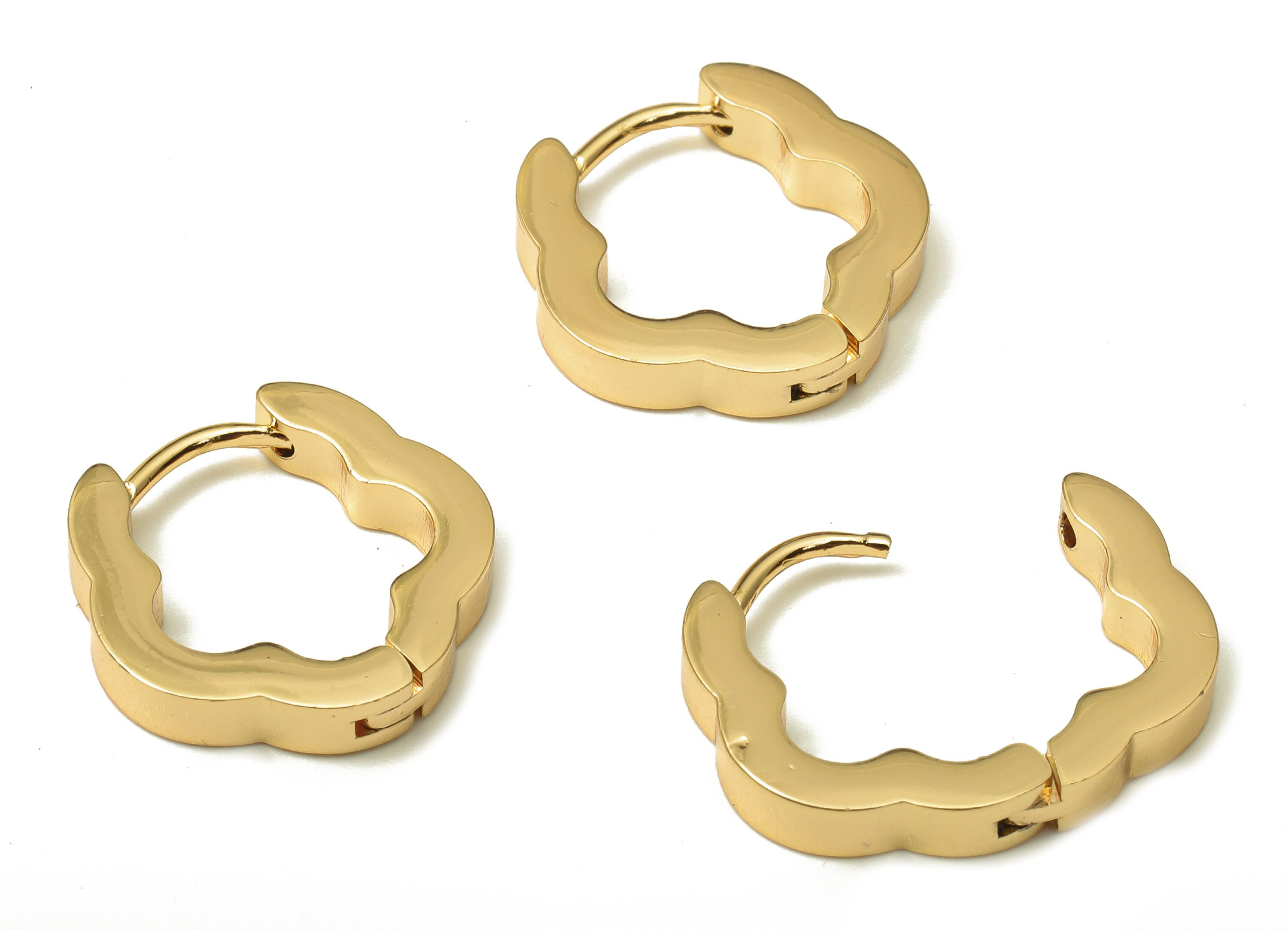 Brass Flower Hoop Earrings - Brass Gold Flower Earring Clasp - 18K Real Gold Plated Brass - Earring Hoop - 16.33x15.8x2.92mm - RGP5209 - DOMEDBAZAAR