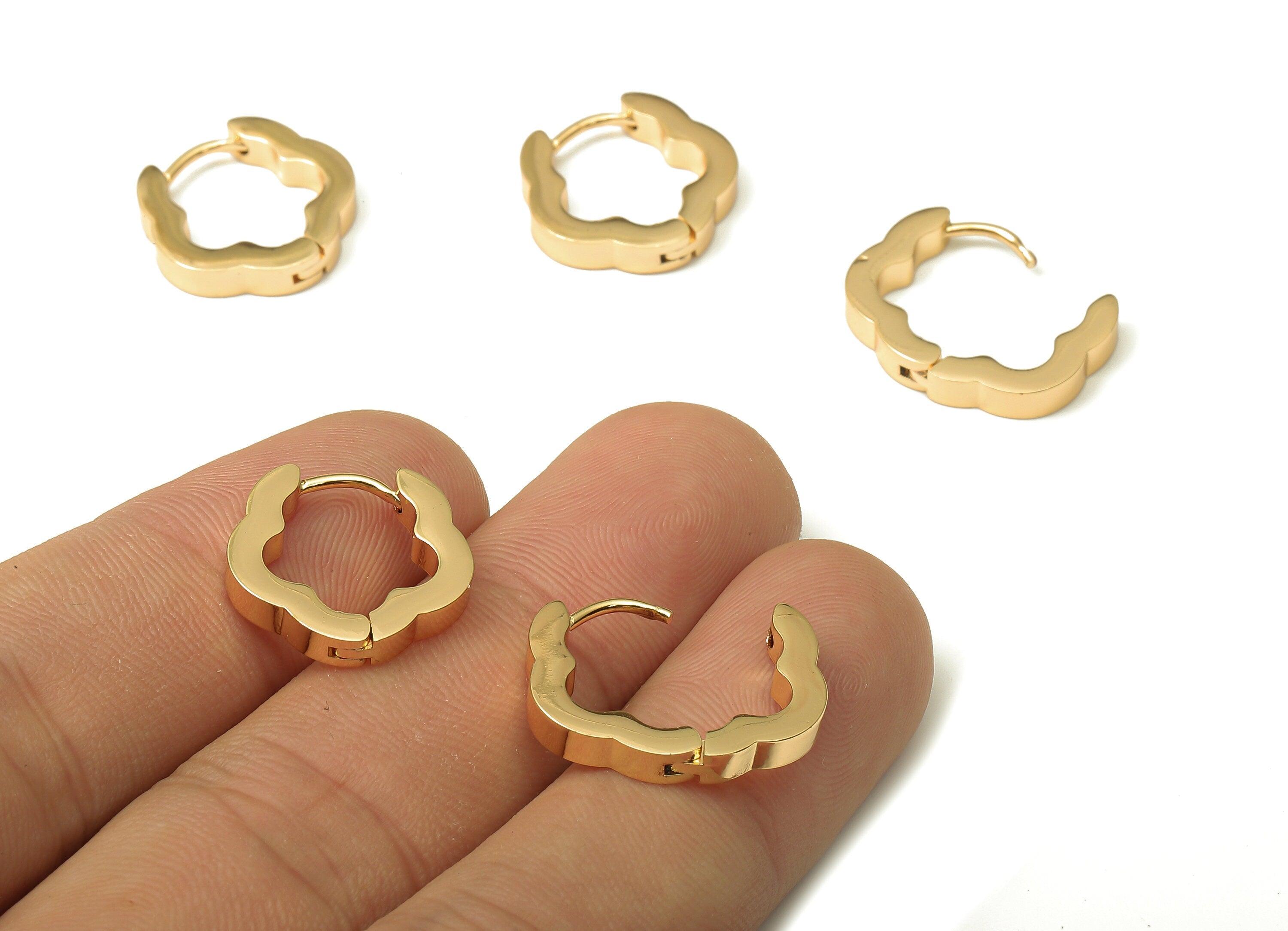 Brass Flower Hoop Earrings - Brass Gold Flower Earring Clasp - 18K Real Gold Plated Brass - Earring Hoop - 16.33x15.8x2.92mm - RGP5209 - DOMEDBAZAAR
