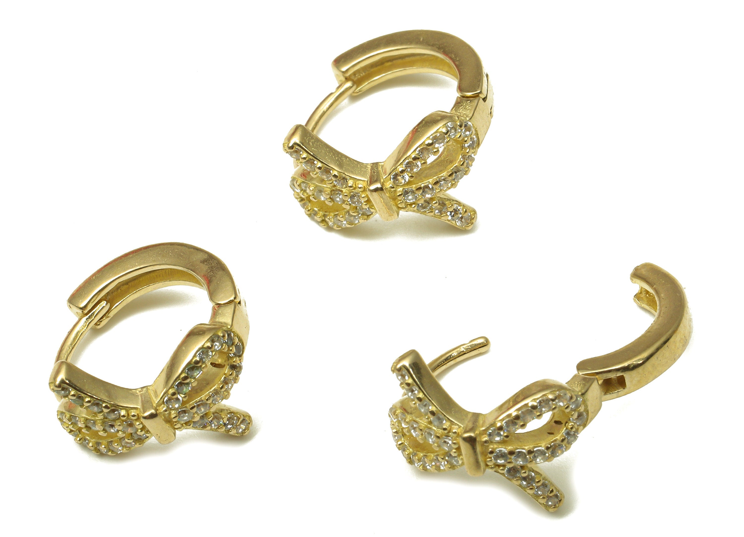Brass Round Bowtie  Earring Clasp - Raw Brass Huggie Thick Hoop with Zircon - Brass Circle Hoop Earrings - 14.03x13.4x2.11mm - PP7905 - DOMEDBAZAAR