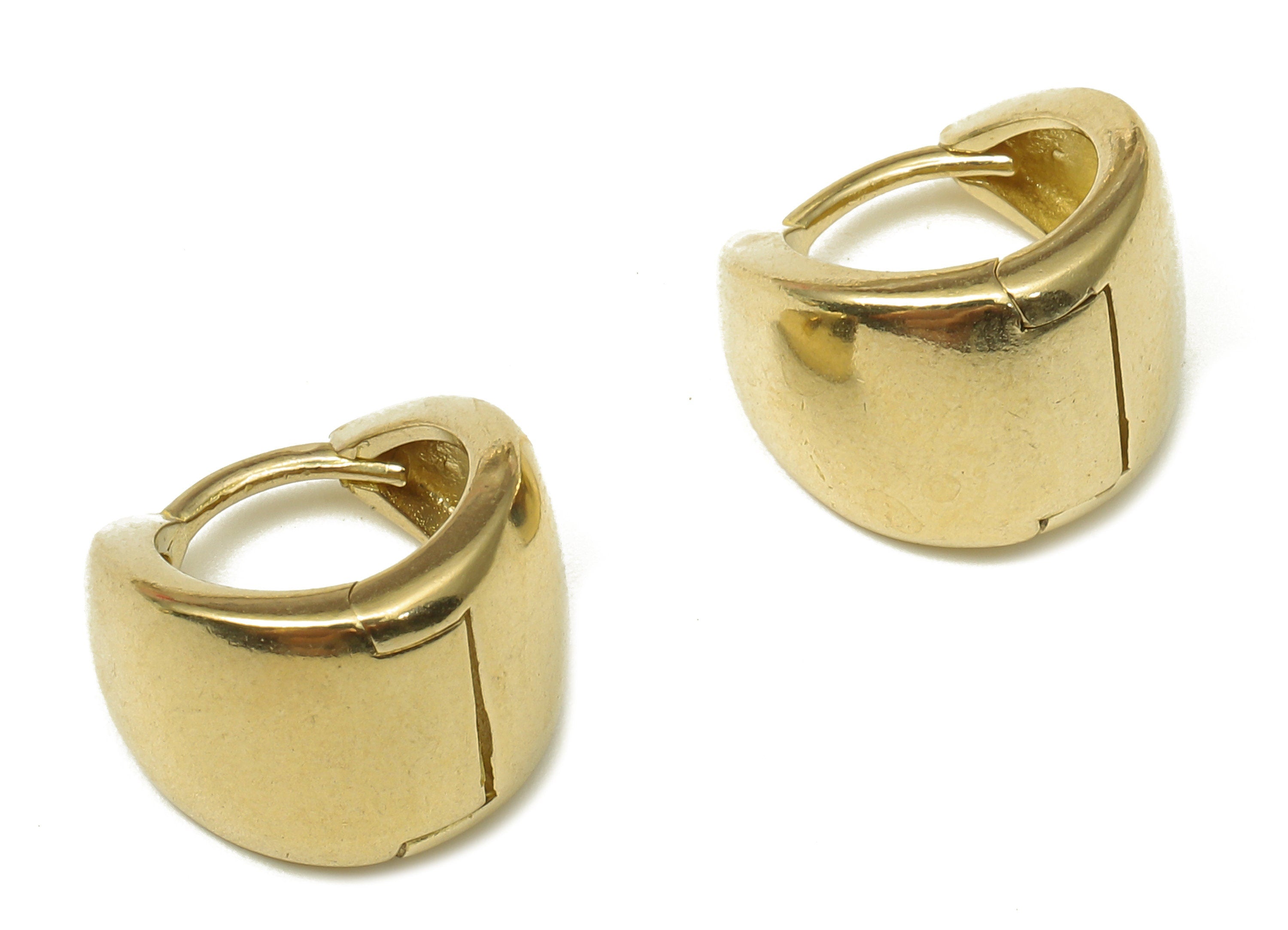 Brass Round Earring Clasp - Raw Brass Circle Huggie Earring - Wide Huggie Hoop Earring - Thick Hoop Earring - 14.07x9.88x2.12mm - PP7921 - DOMEDBAZAAR