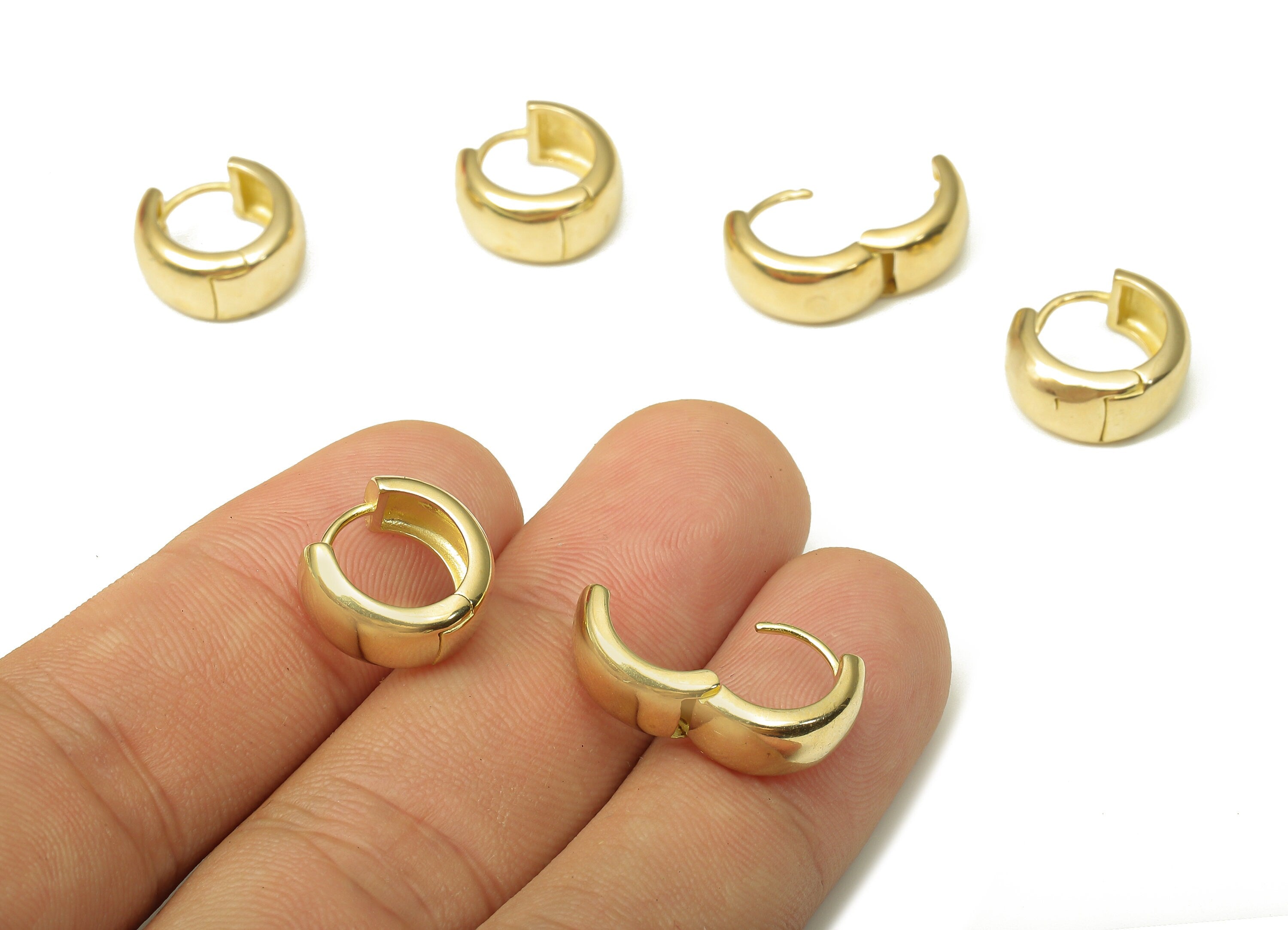 Brass Round Earring Clasp - Raw Brass Circle Huggie Earring - Wide Huggie Hoop Earring - Thick Hoop Earring - 13.65x6.54x2.1mm - PP7931 - DOMEDBAZAAR
