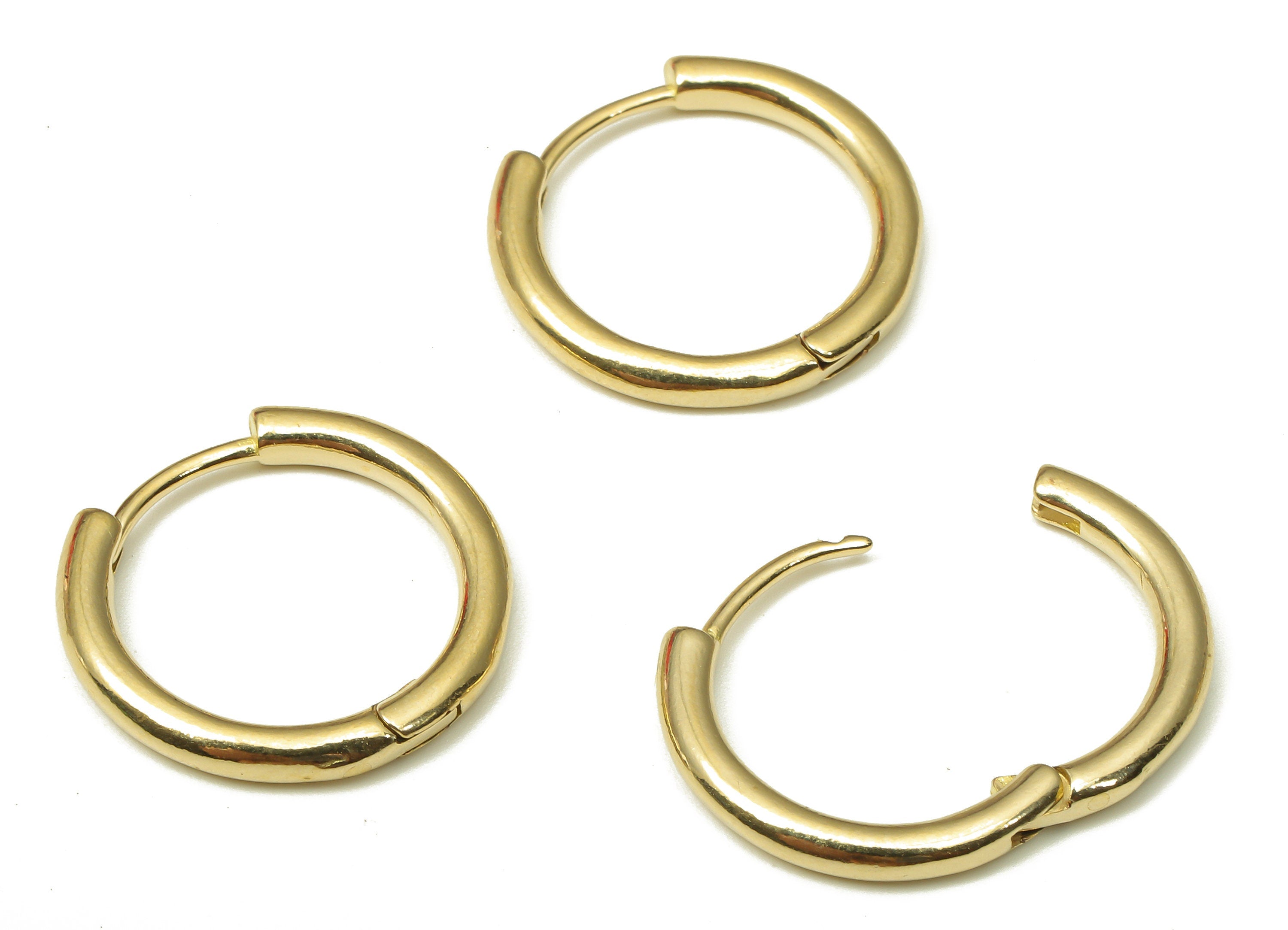 Brass Round Earring Clasp - Raw Brass Circle Huggie Earring - Huggie Hoop Earring - Hoop Earring - 17.84x16.7x2.18mm - PP7927 - DOMEDBAZAAR