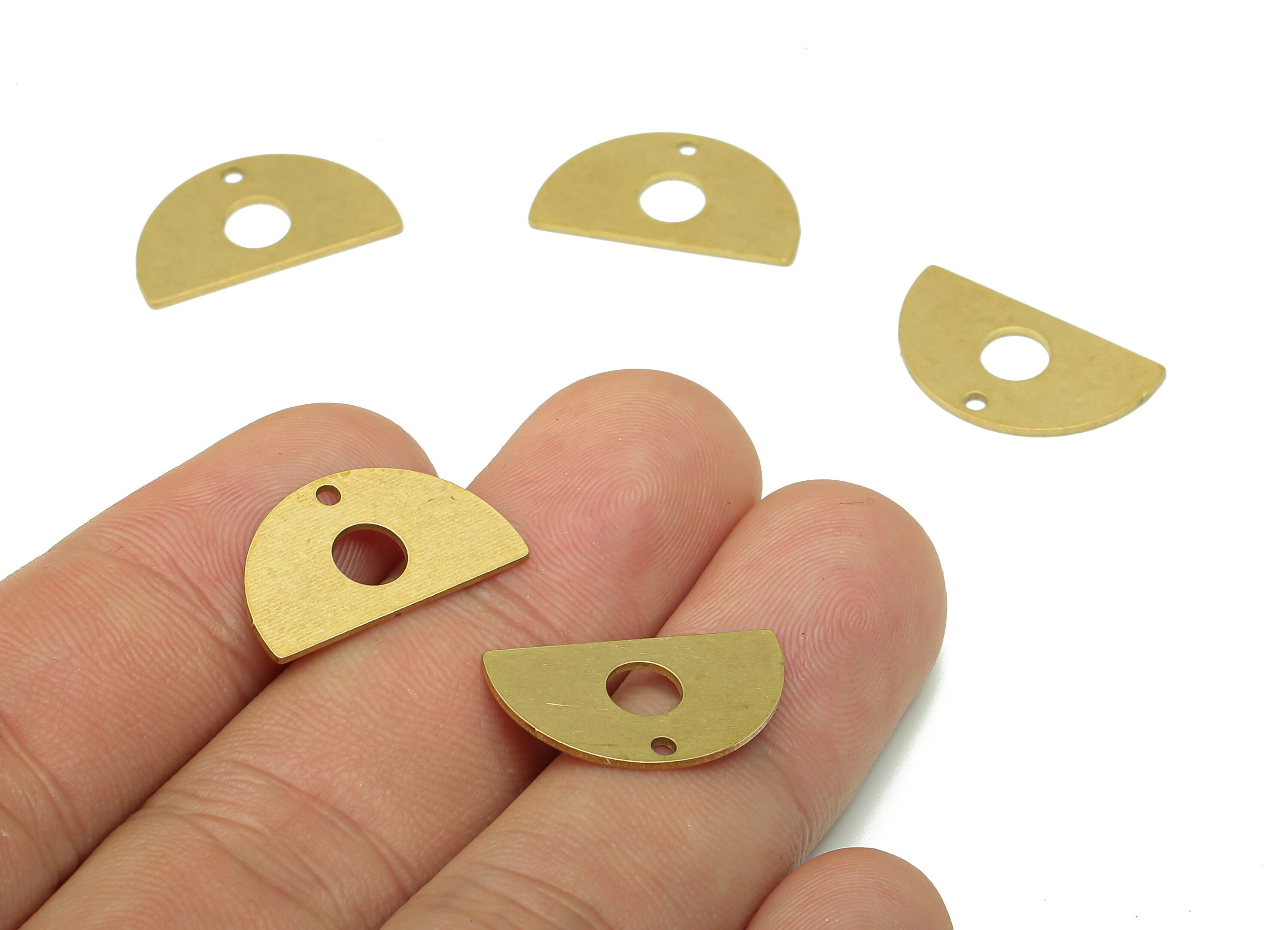 Brass Semi Circle Connector - Raw Brass Half Moon Earring - Moon Charm For Necklace - Jewelry Supplies - 19.8x11.5x0.7mm - PPA5348 - DOMEDBAZAAR