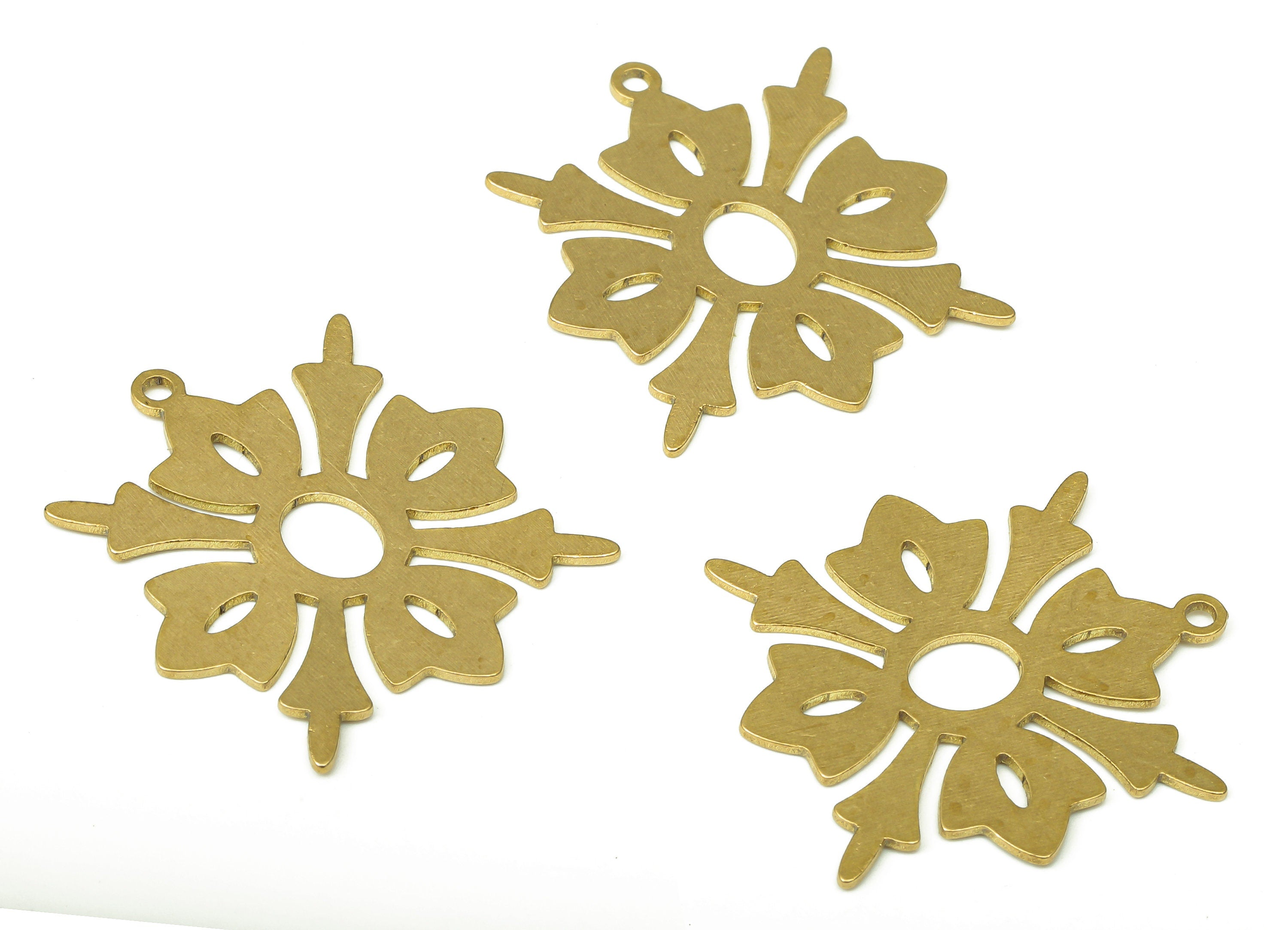Brass Flower Earring Charm - Raw Brass Flower Cutout Pendant With Loop - Earring Finding - 27.9x25.33x0.65mm - PPA5248 - DOMEDBAZAAR