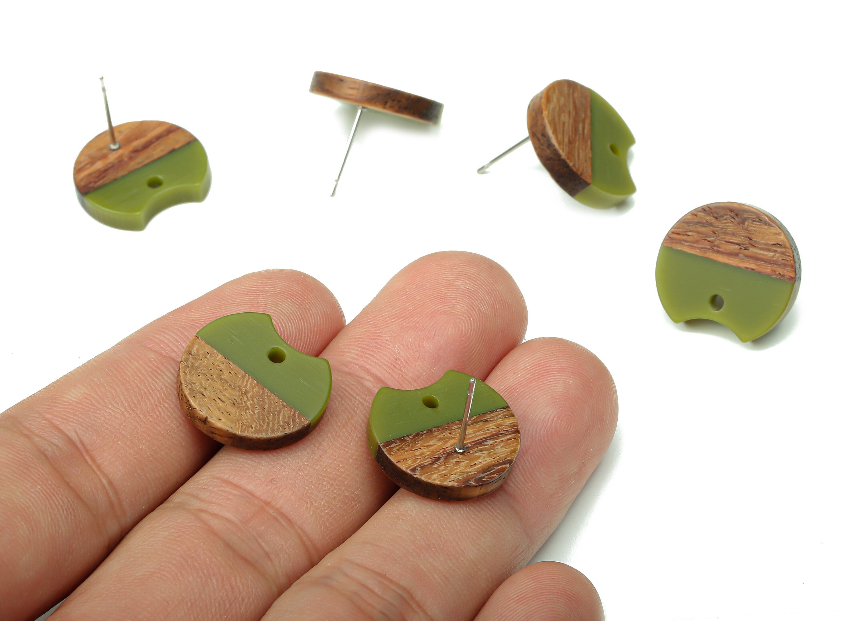 Natural Wooden Round Earring Stud - Walnut Wood Green Resin Circle Earring Post - 316 Stainless Steel Stud - 17x15.93x2.8mm - BB1262N - DOMEDBAZAAR