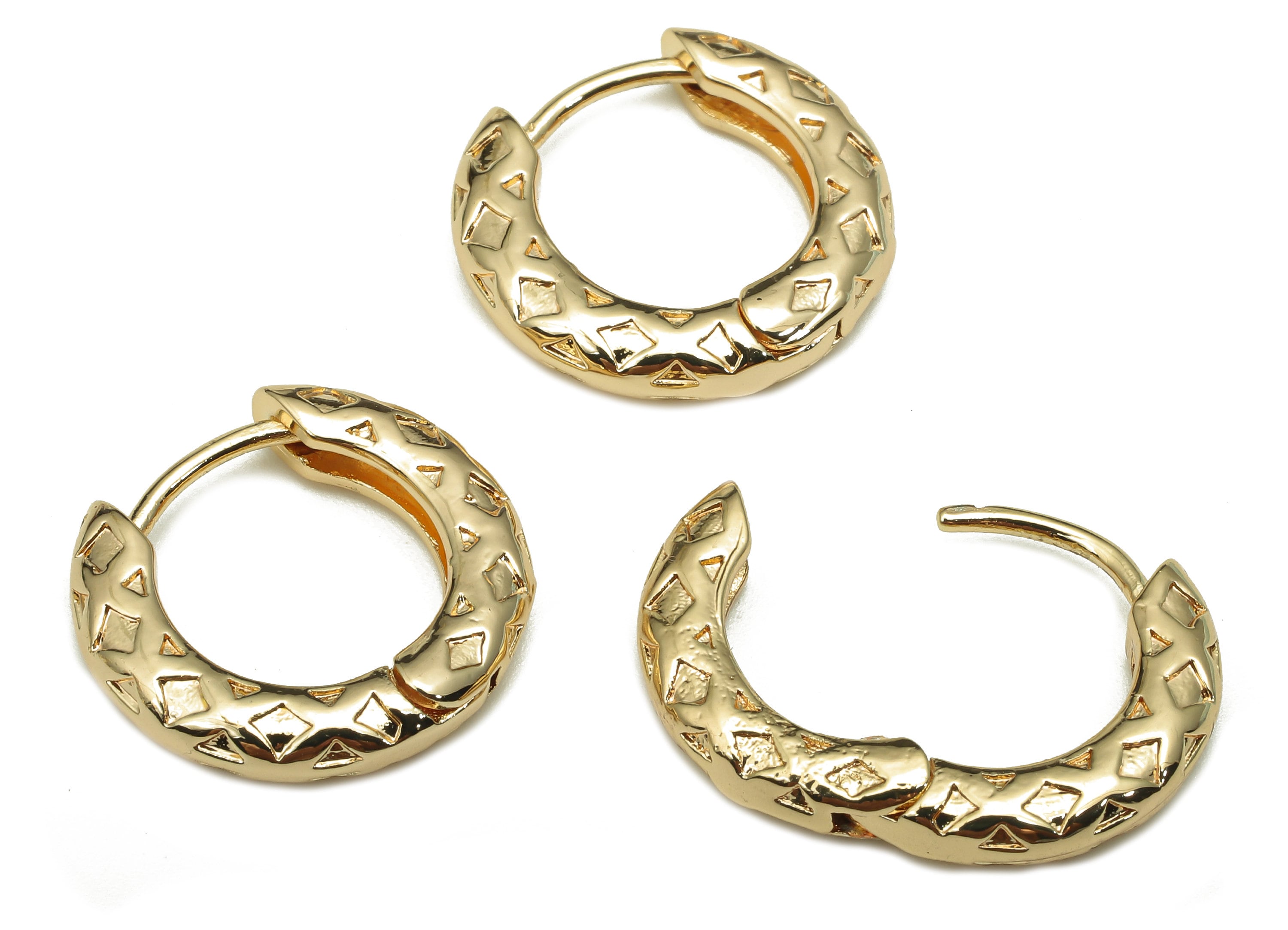 Brass Round Earring Clasp - Gold Circle Hoop Earring - Textured Hoop Clasp - 18K Real Gold Plating Charm - 18.6x17.6x3.5mm - RGP5321 - DOMEDBAZAAR