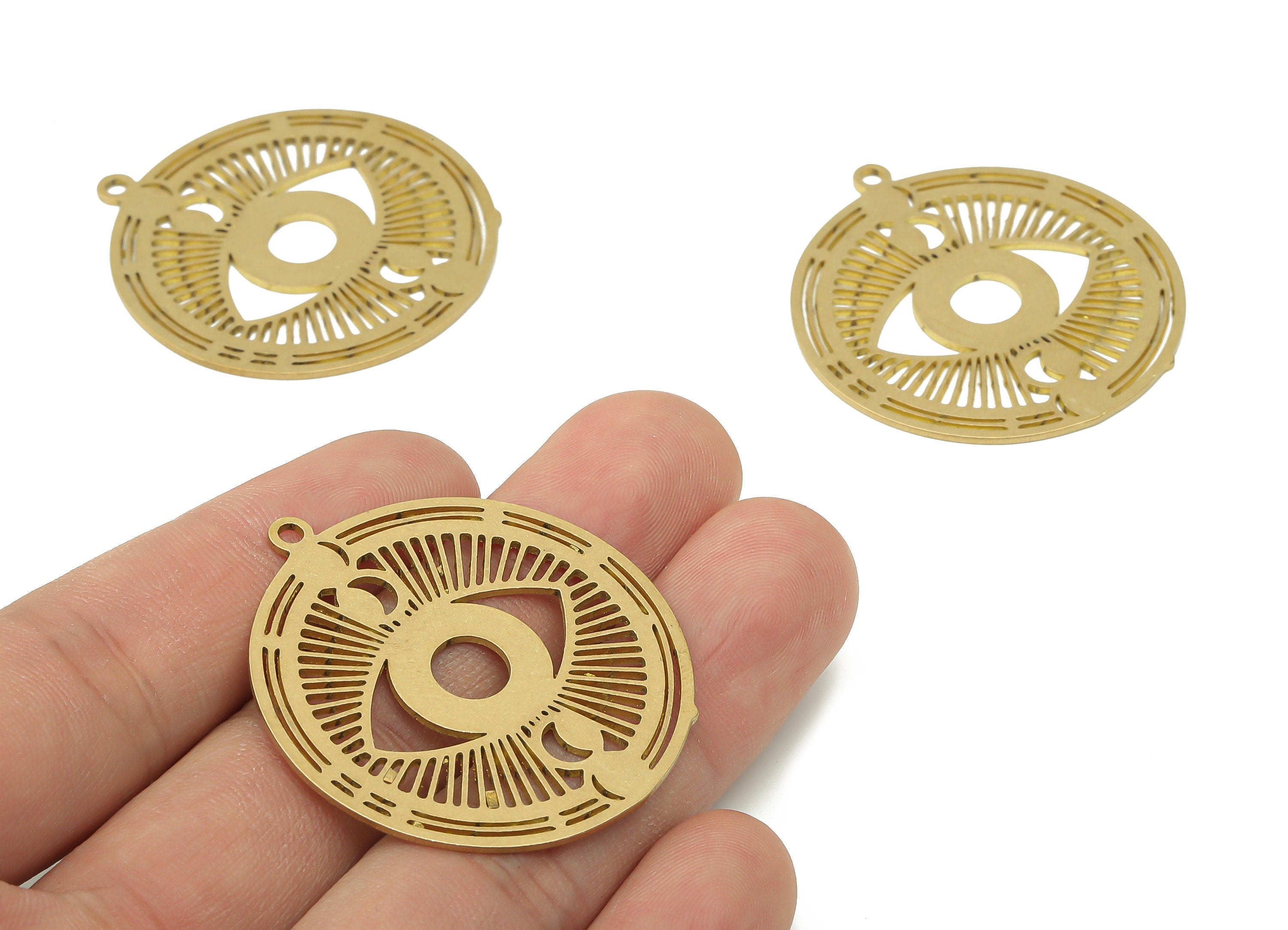 Brass Round Eye Earring Charms - Raw Brass Circle Eyelash Earring - Eye Pendant With Loop - Charm For Necklace - 41.7x38x0.9mm - PPA3650 - DOMEDBAZAAR