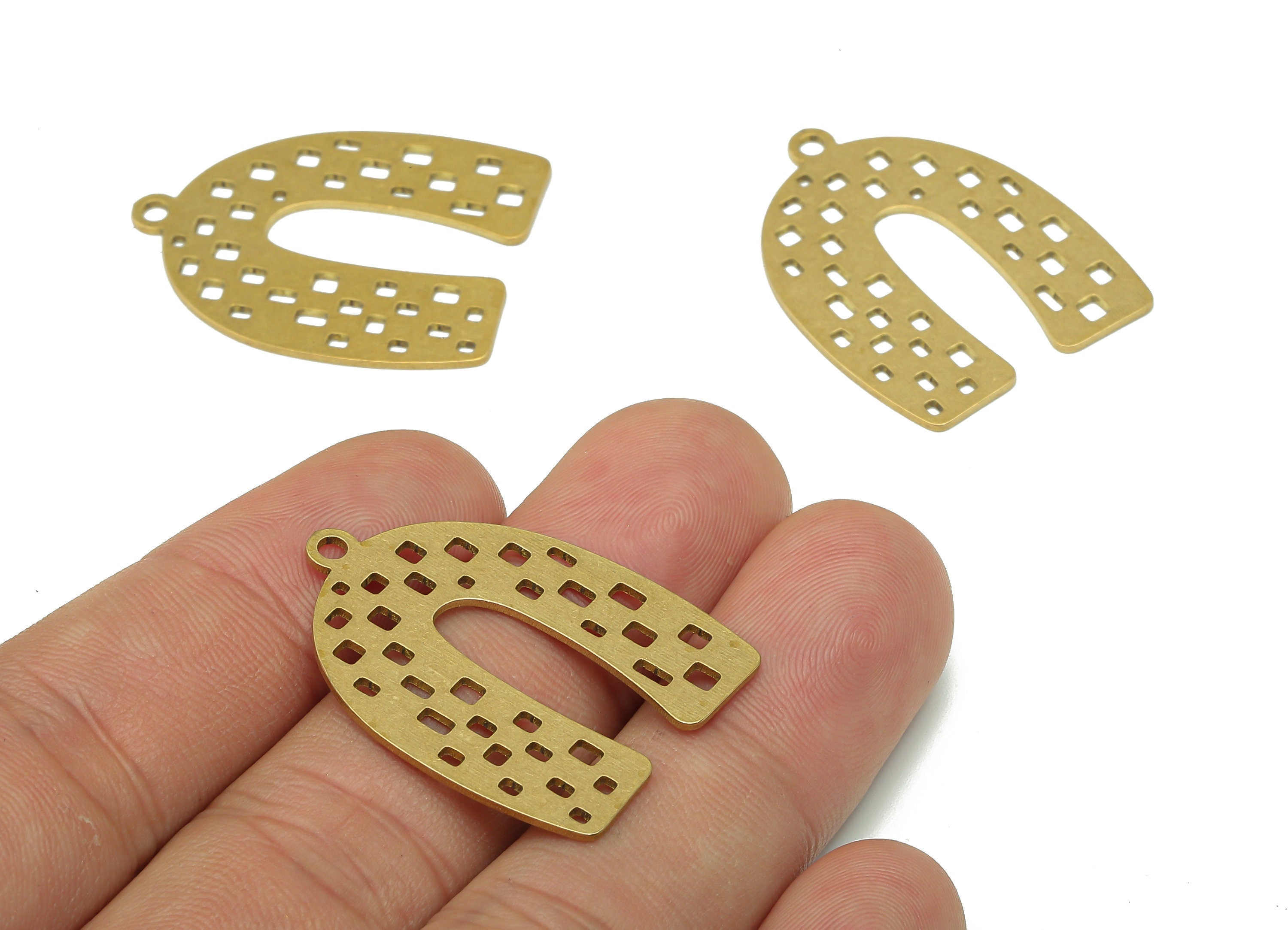 Brass Horsehoe Earring Charms - Raw Brass Letter U Earring - Letter Pendant With Loop - Alphabet U For Necklace - 31.8x24.3x0.8mm - PPA5721 - DOMEDBAZAAR