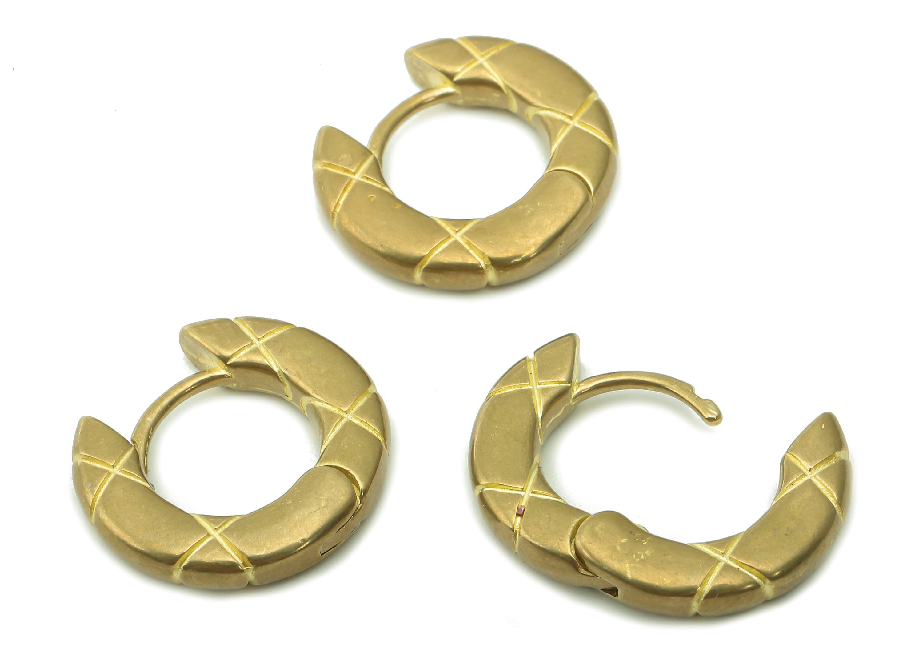 Brass Round Hoop Earring Clasps - Raw Brass Textured Clasp Earrings - Circle Huggie Earring Clasp - Thick Clasp - 17x15.9x2.9mm - PP7992 - DOMEDBAZAAR