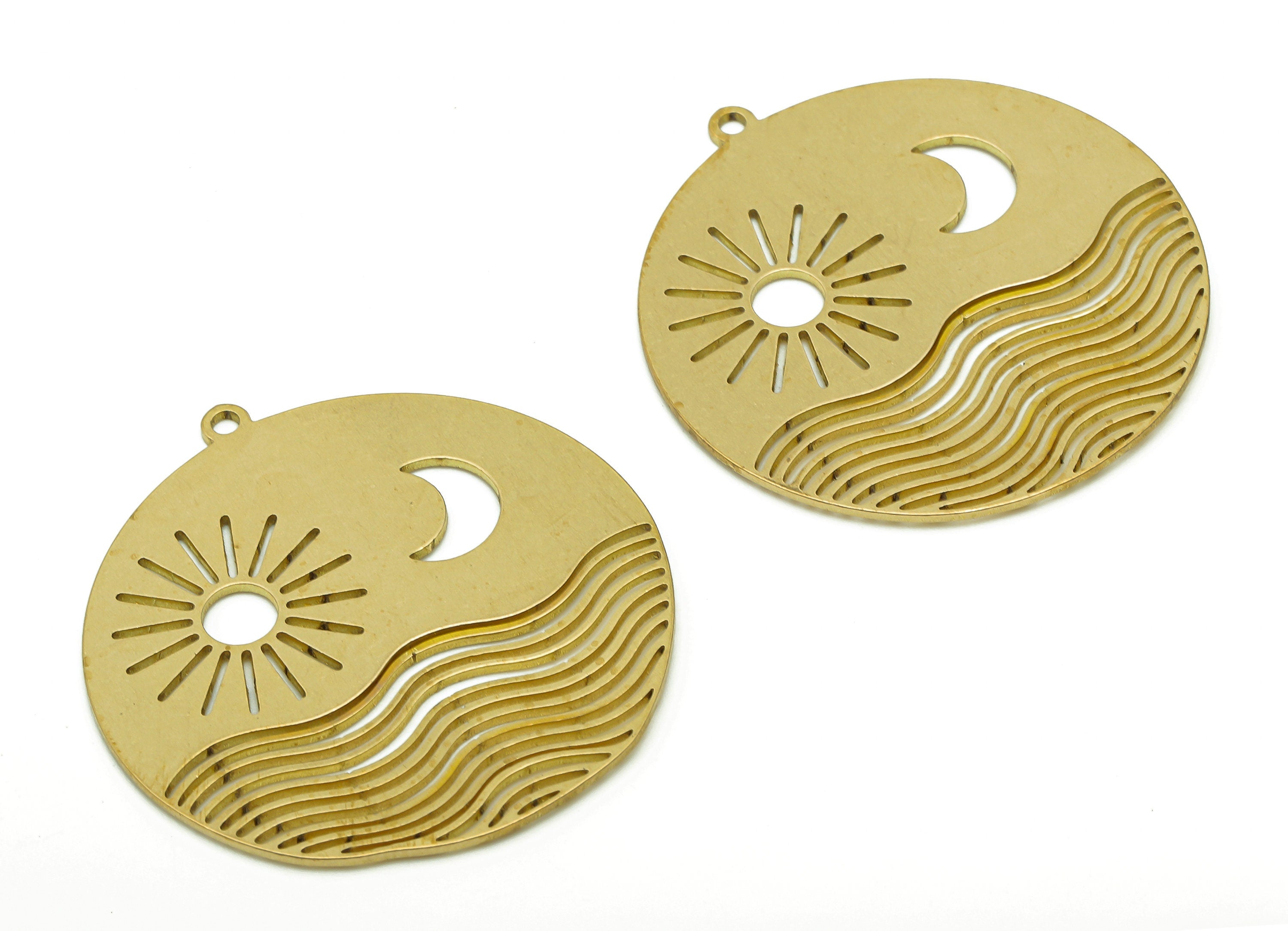 Brass Round Landscape Earring Charm - Raw Brass Circle Sun Earring - Crescent Sea Pendant With Loop - For Necklace - 34.7x32.6x0.7mm-PPA6609 - DOMEDBAZAAR