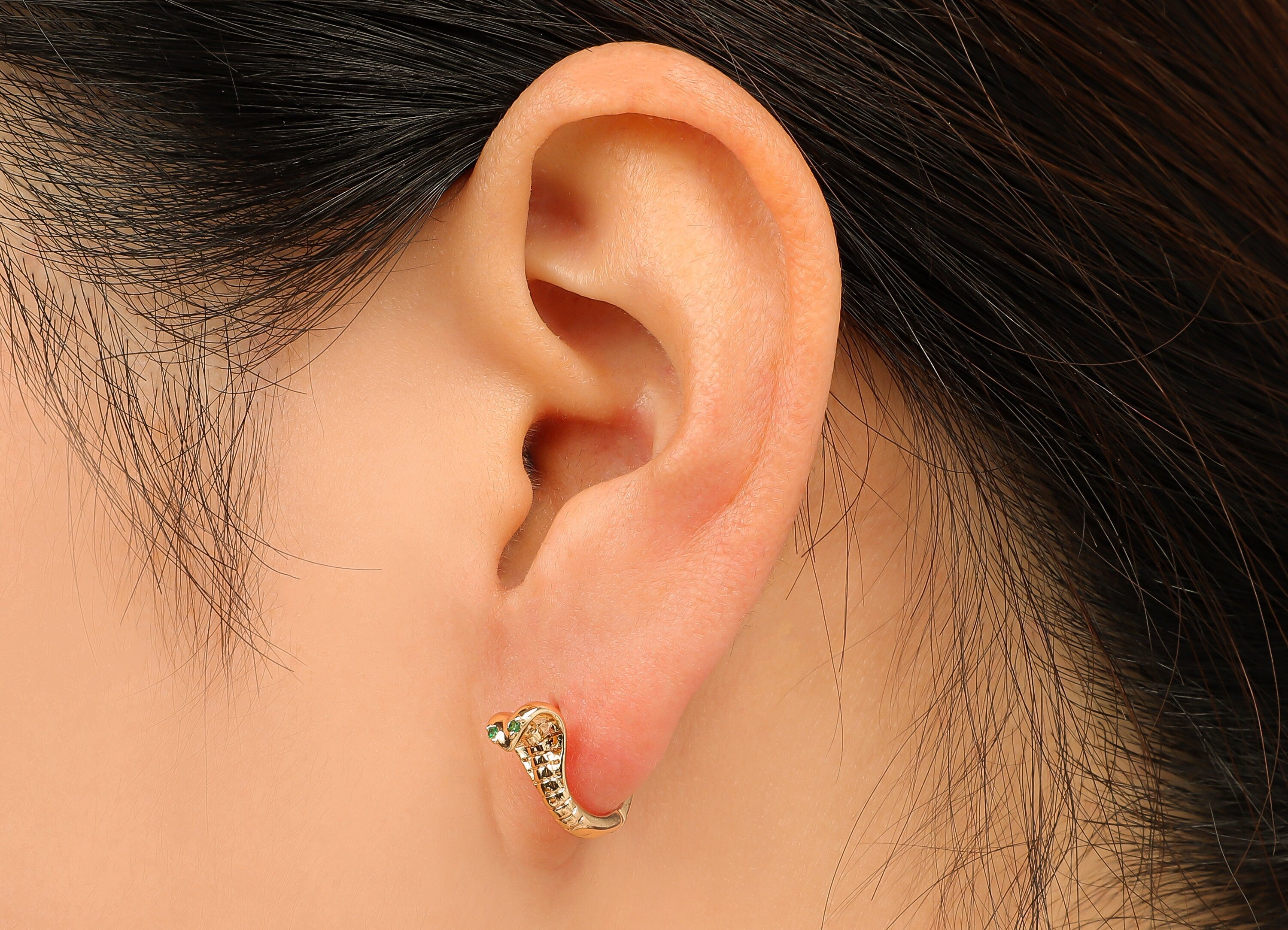Brass Round Snake Earring Clasp - Cobra Hoop Clasp With Zircon - Huggie Hoop Clasps - 18K Real Gold Plating - 15.1x11.6x1.7mm - RGP5795 - DOMEDBAZAAR