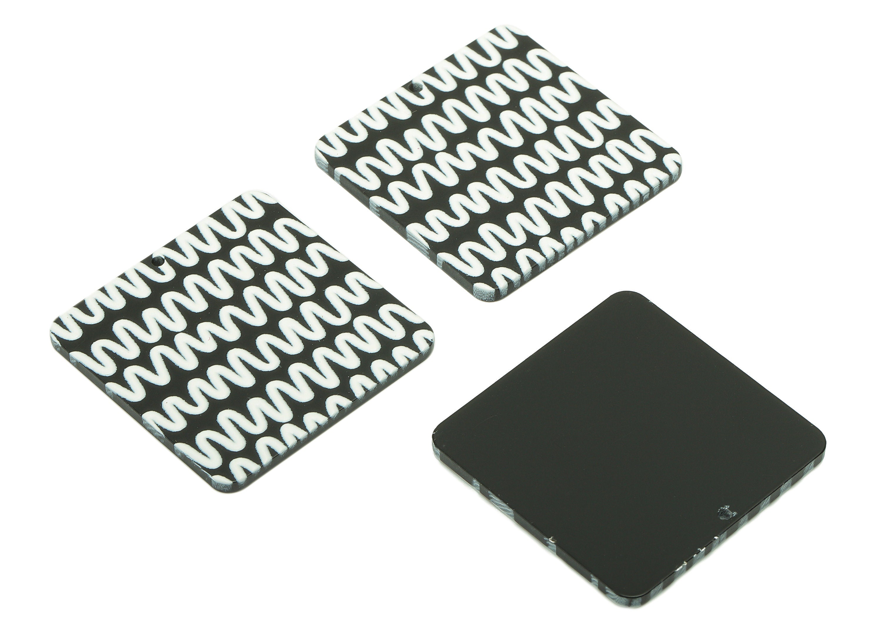 Acrylic Wavy Square Earring Charm - White Wave Black Square Earring - Pendant With Hole - Charm For Necklace - 34.6x34.6x2.4mm - AC2576C - DOMEDBAZAAR