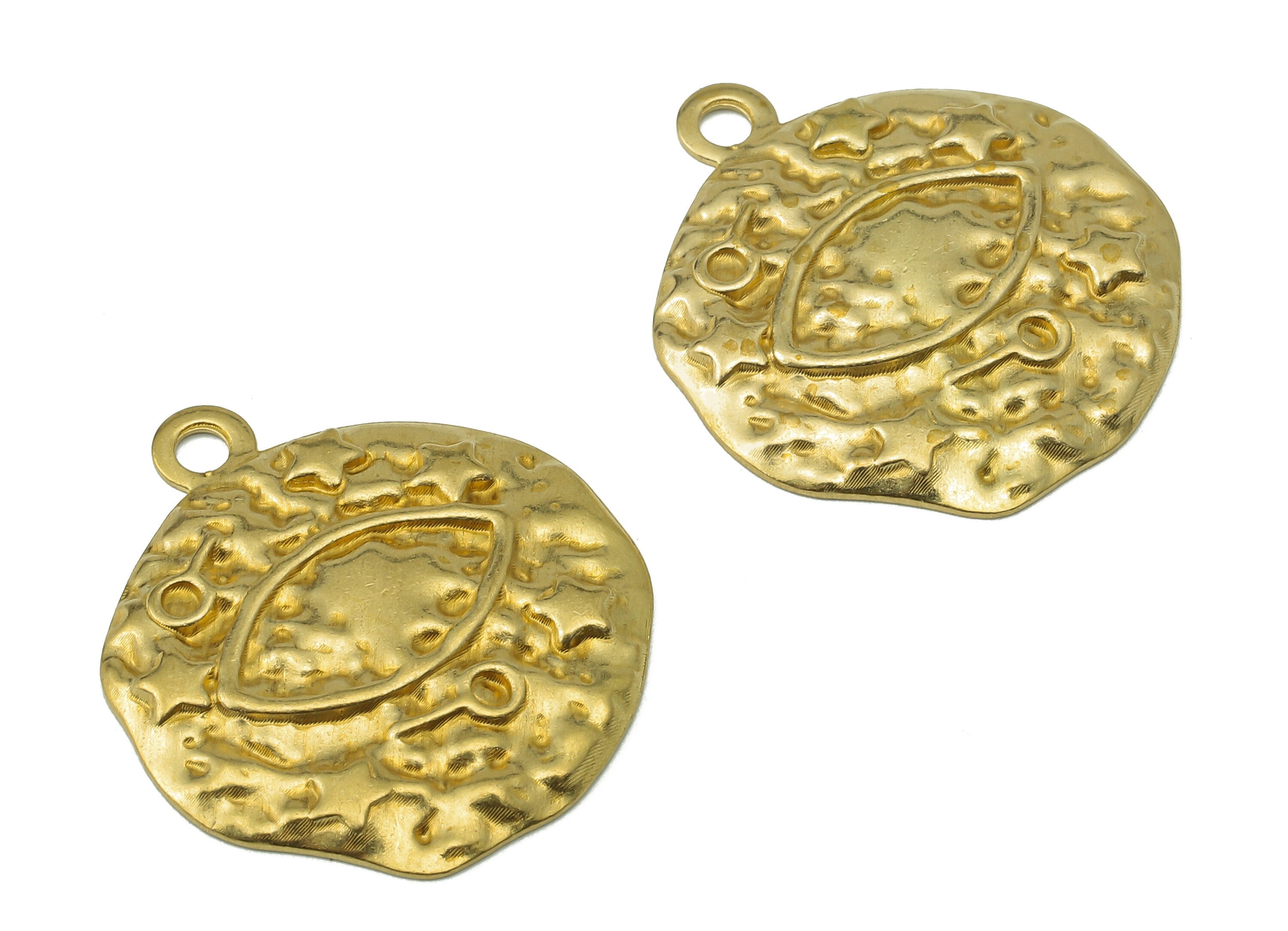 Brass Hammered Round Earring Charms - Circle Raw Brass Eye Pendant With Loop - Star Charms - For Necklace - 27.36x24.23x1.58mm - PP8198 - DOMEDBAZAAR