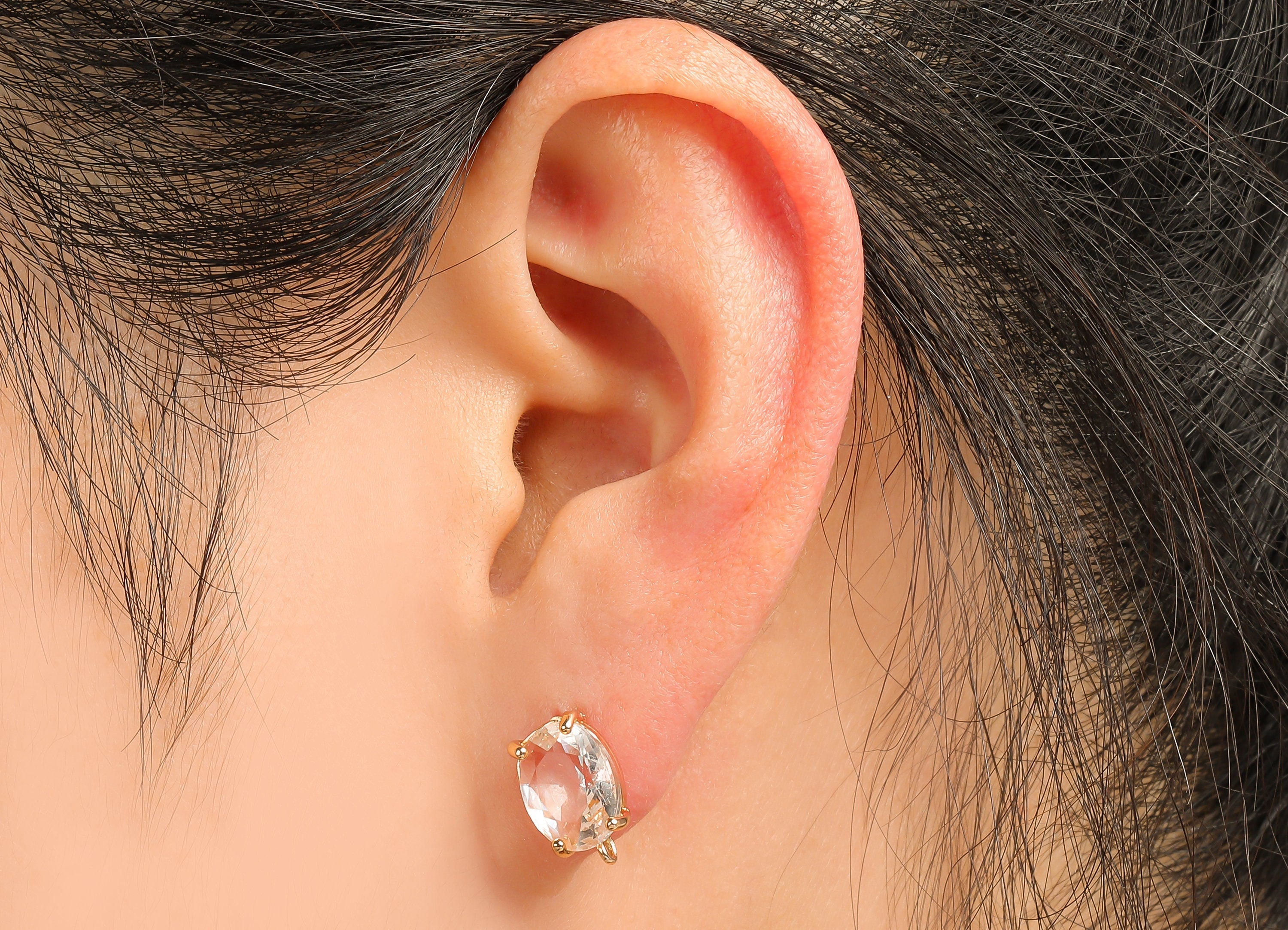 Brass Frame Transparent Oval Stud Earring - Faceted Clear Glass With Loop - Silver Stud - Gold Tone Plating - 12.2x8x4mm - GS1156C - DOMEDBAZAAR