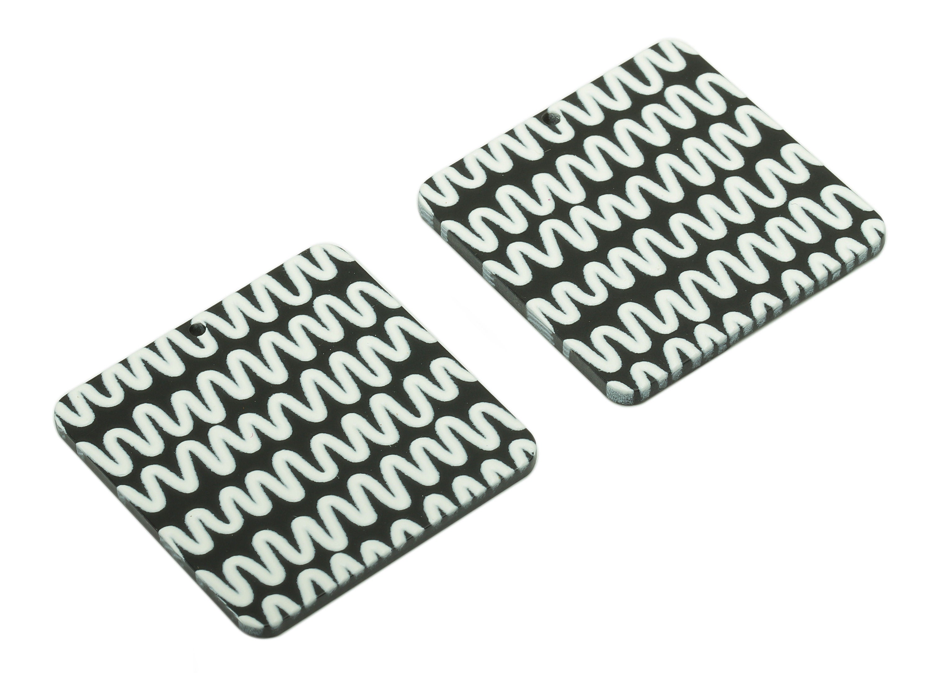 Acrylic Wavy Square Earring Charm - White Wave Black Square Earring - Pendant With Hole - Charm For Necklace - 34.6x34.6x2.4mm - AC2576C - DOMEDBAZAAR