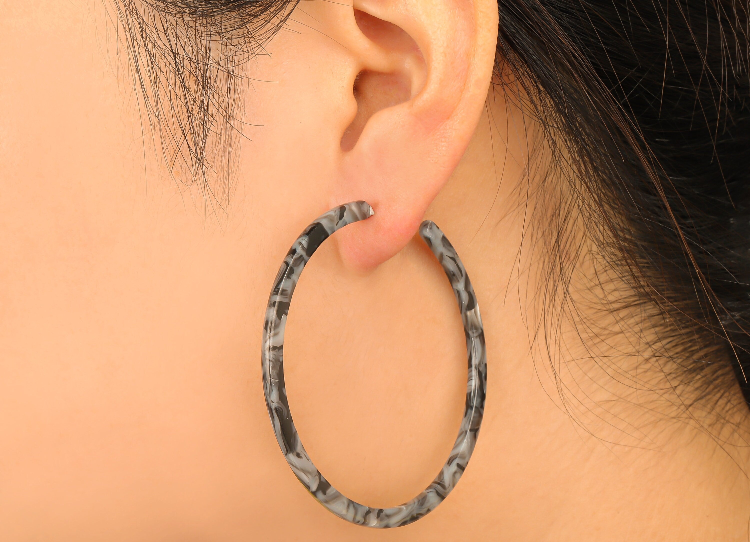 Open Hoop Earrings Stud - 2.5 inch Hoop Earring - Gray Acetate Round Earring Post - Open Circle - 63.5x63.5x2.8mm - AC1171F - DOMEDBAZAAR
