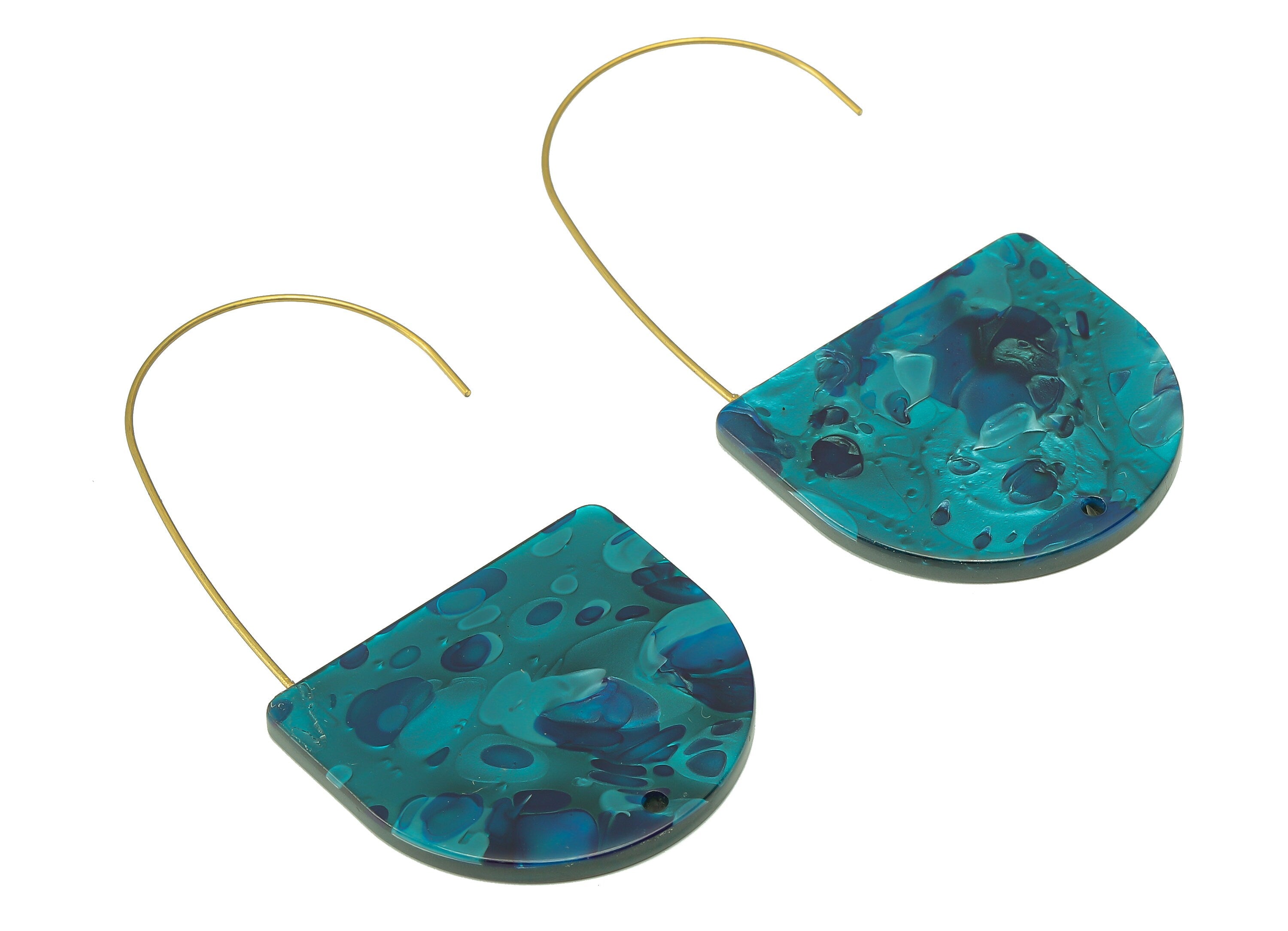 Acrylic Domed Ear Wire Hook - Dark Blue D Earring With Hole - Brass Earring Wire Connector - Color Code: A631 - 47.7x34x2.7mm - AC2581-A631 - DOMEDBAZAAR
