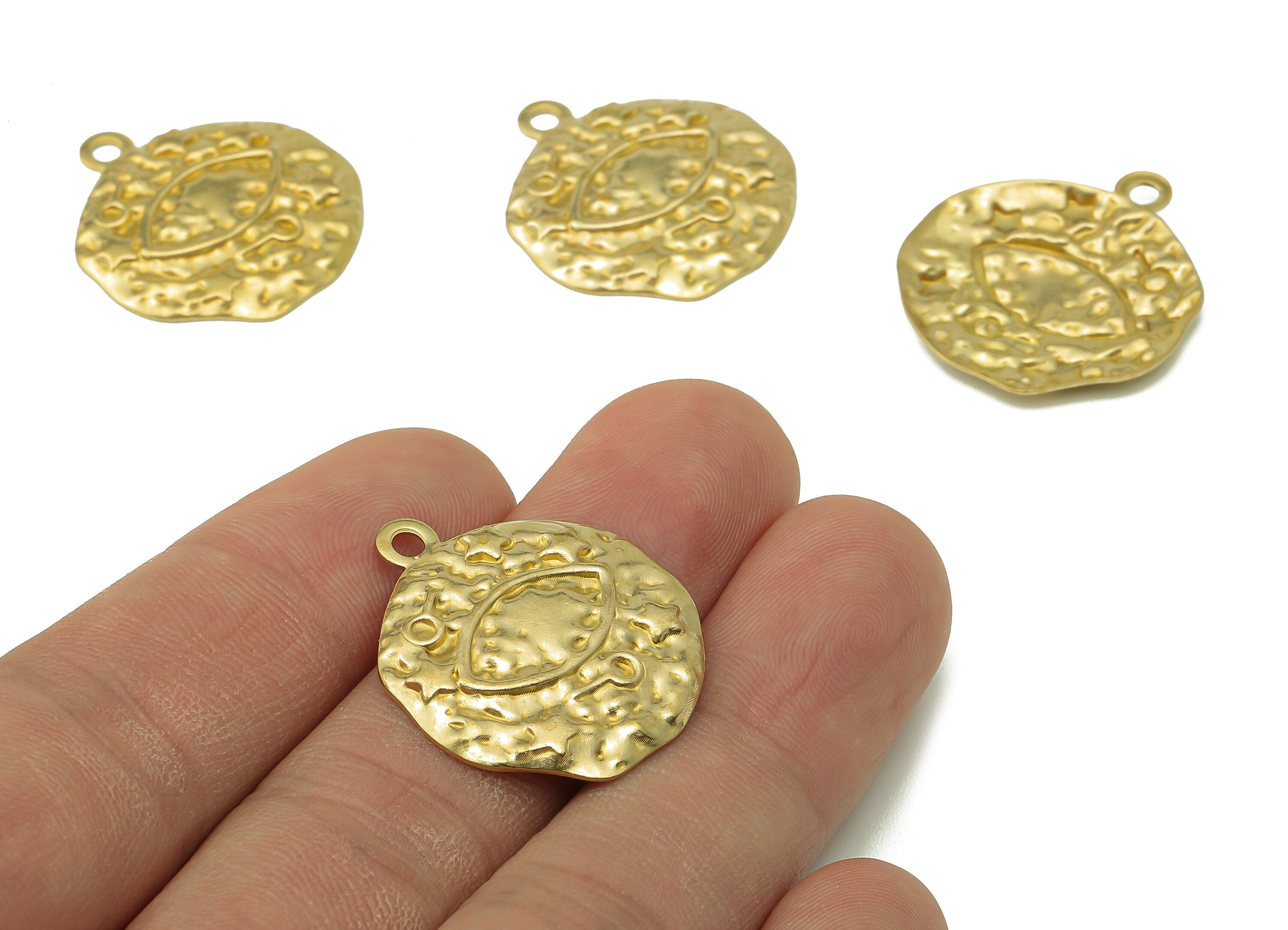 Brass Hammered Round Earring Charms - Circle Raw Brass Eye Pendant With Loop - Star Charms - For Necklace - 27.36x24.23x1.58mm - PP8198 - DOMEDBAZAAR