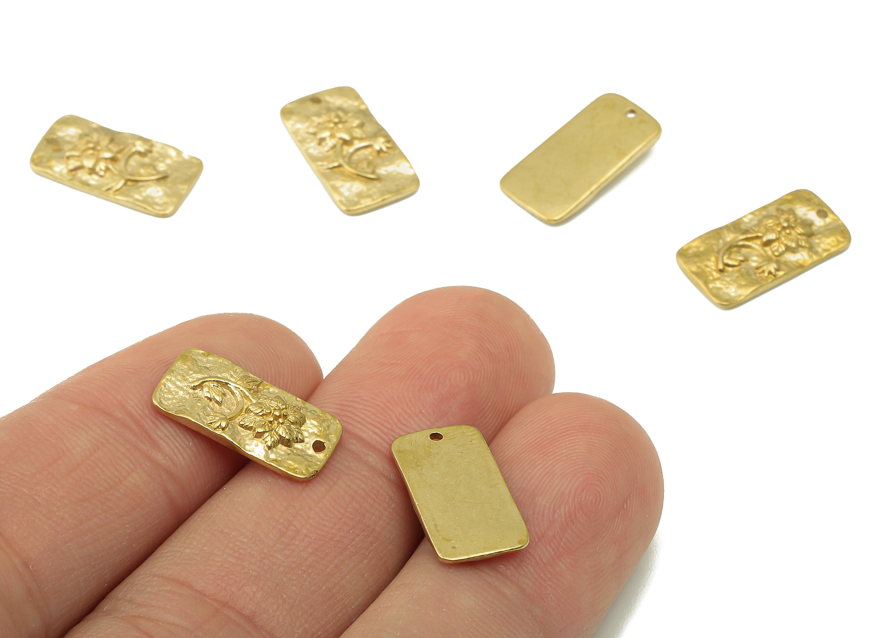 Raw Brass Rectangle Connectors - Carving Flower Embossing Rectangle Pendant - 2 Holes - Jewelry Supplies - 16.07 x 8.49 x 2.68 mm- PP8363 - DOMEDBAZAAR