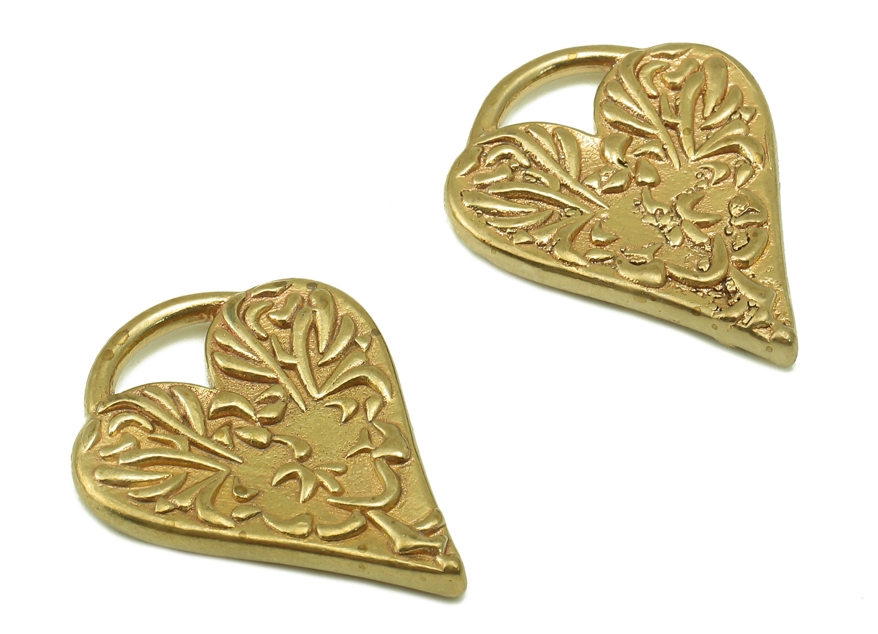 Brass Heart Earring Charms - Raw Brass Heart Pendant - Carved Flower Earring - For Necklace - Jewelry Making Supplies - 25x19.4x3mm - PP8556 - DOMEDBAZAAR