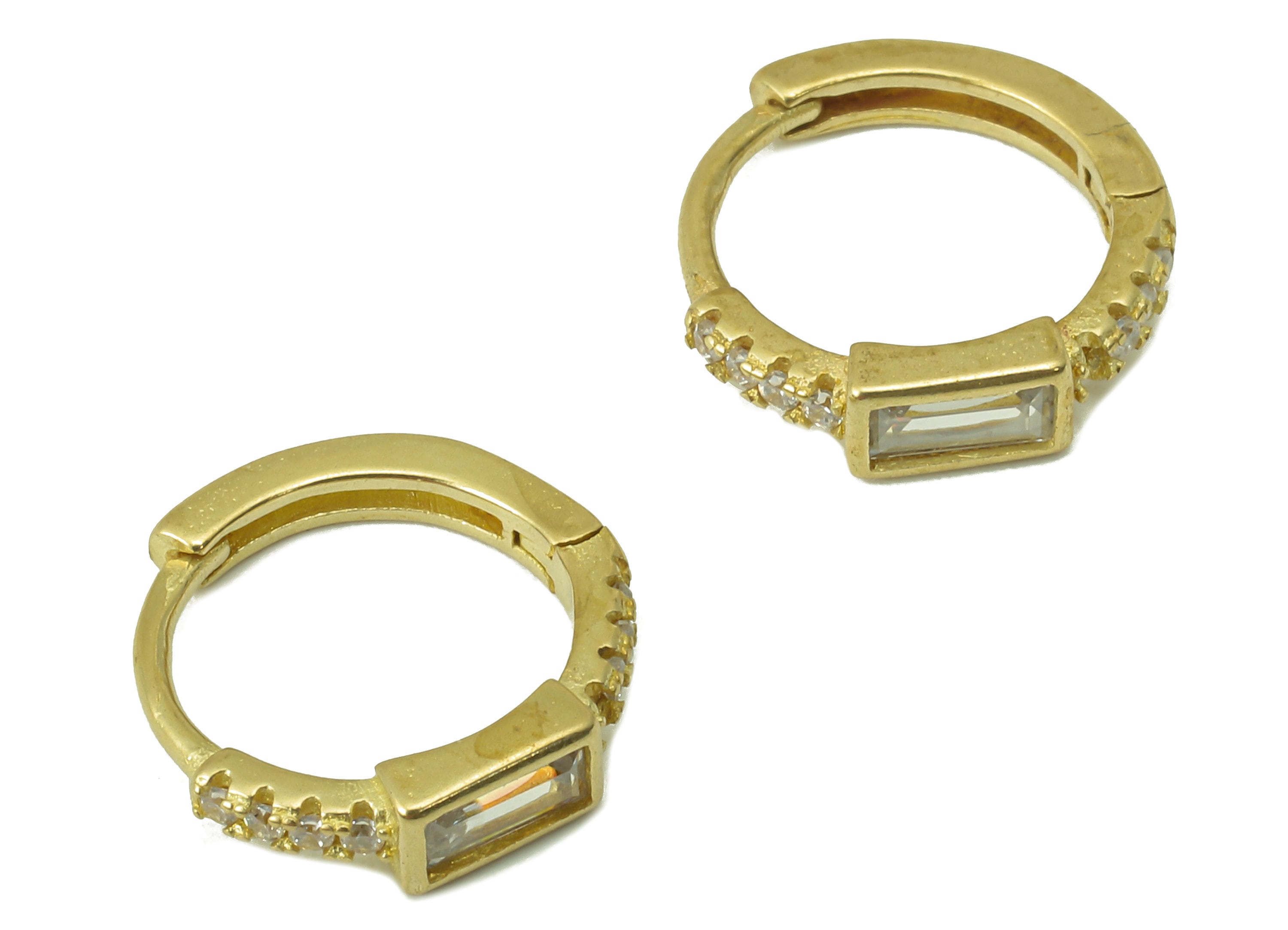 Raw Brass Zircon Emerald Huggies Hoop Earrings - Dainty Huggie with Open Ring – Small Clasp Hoop Earrings - 13.97x 13.22x 1.71mm- PP8280 - DOMEDBAZAAR