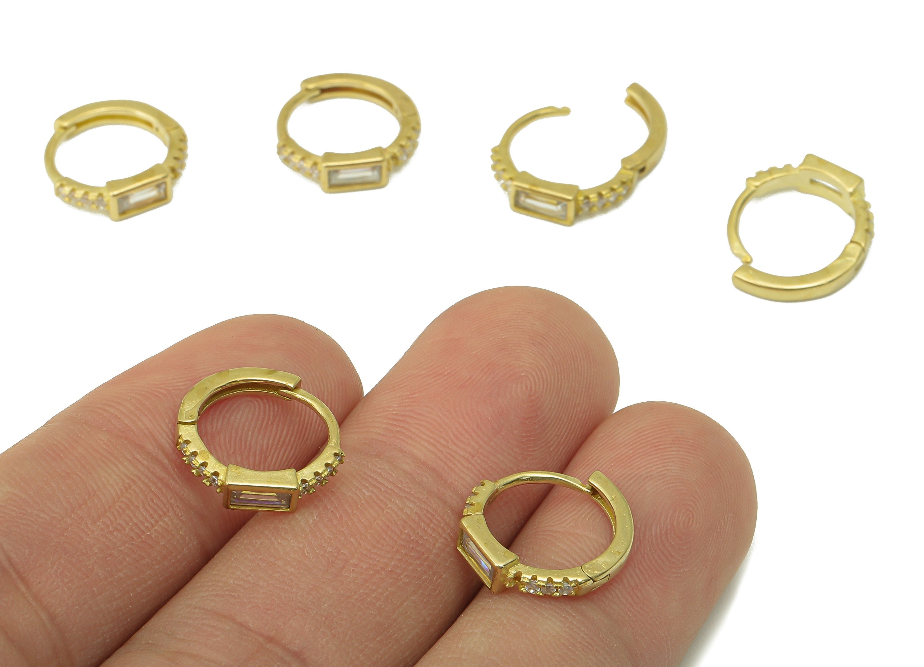 Raw Brass Zircon Emerald Huggies Hoop Earrings - Dainty Huggie with Open Ring – Small Clasp Hoop Earrings - 13.97x 13.22x 1.71mm- PP8280 - DOMEDBAZAAR