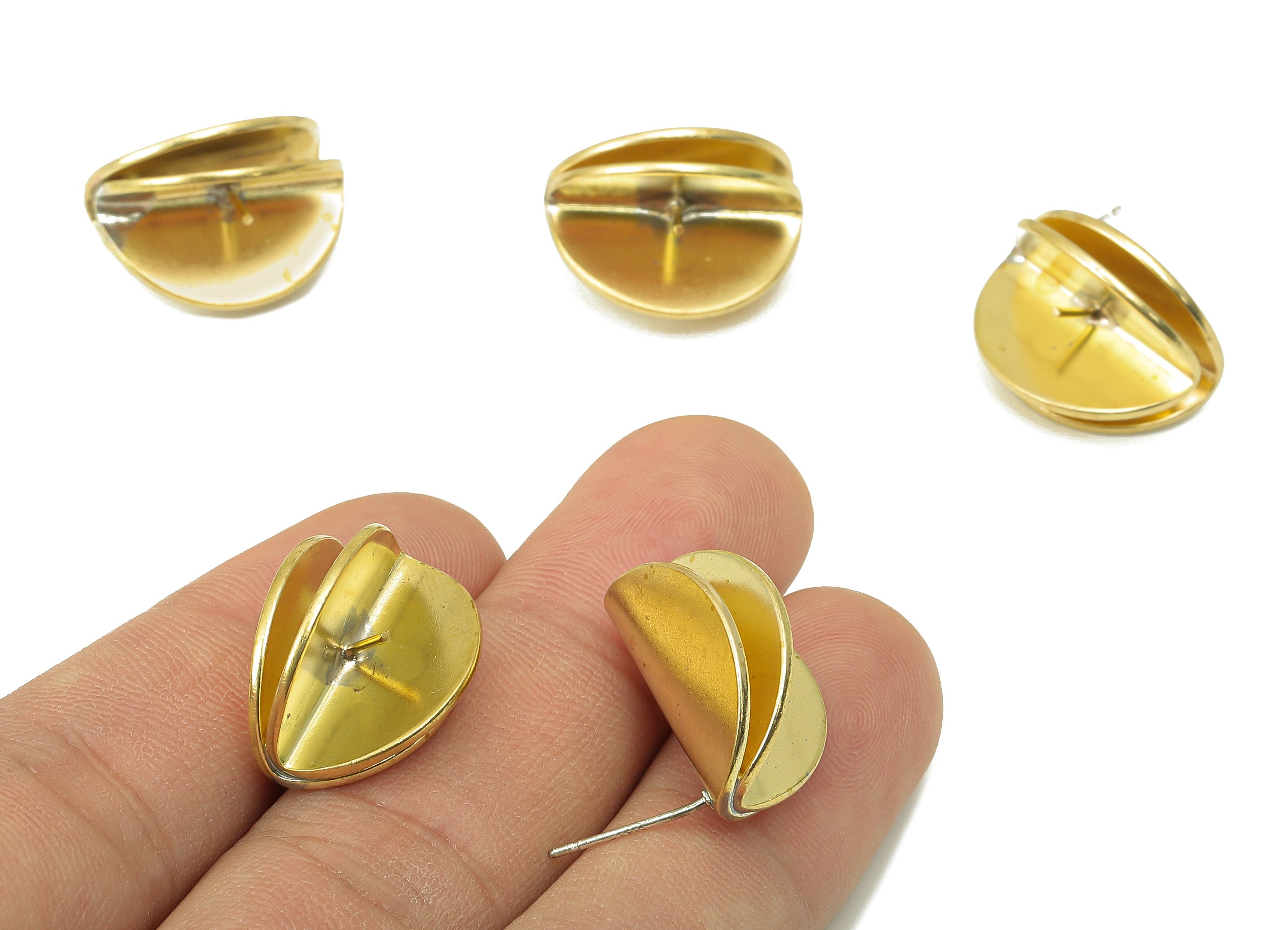 Raw Brass Round Folding Stud Earring - Brass Half Circle Earring Post- Brass Oval Earring Post -Jewelry Making- 19.86x 15.55x 0.92mm- PP8318 - DOMEDBAZAAR
