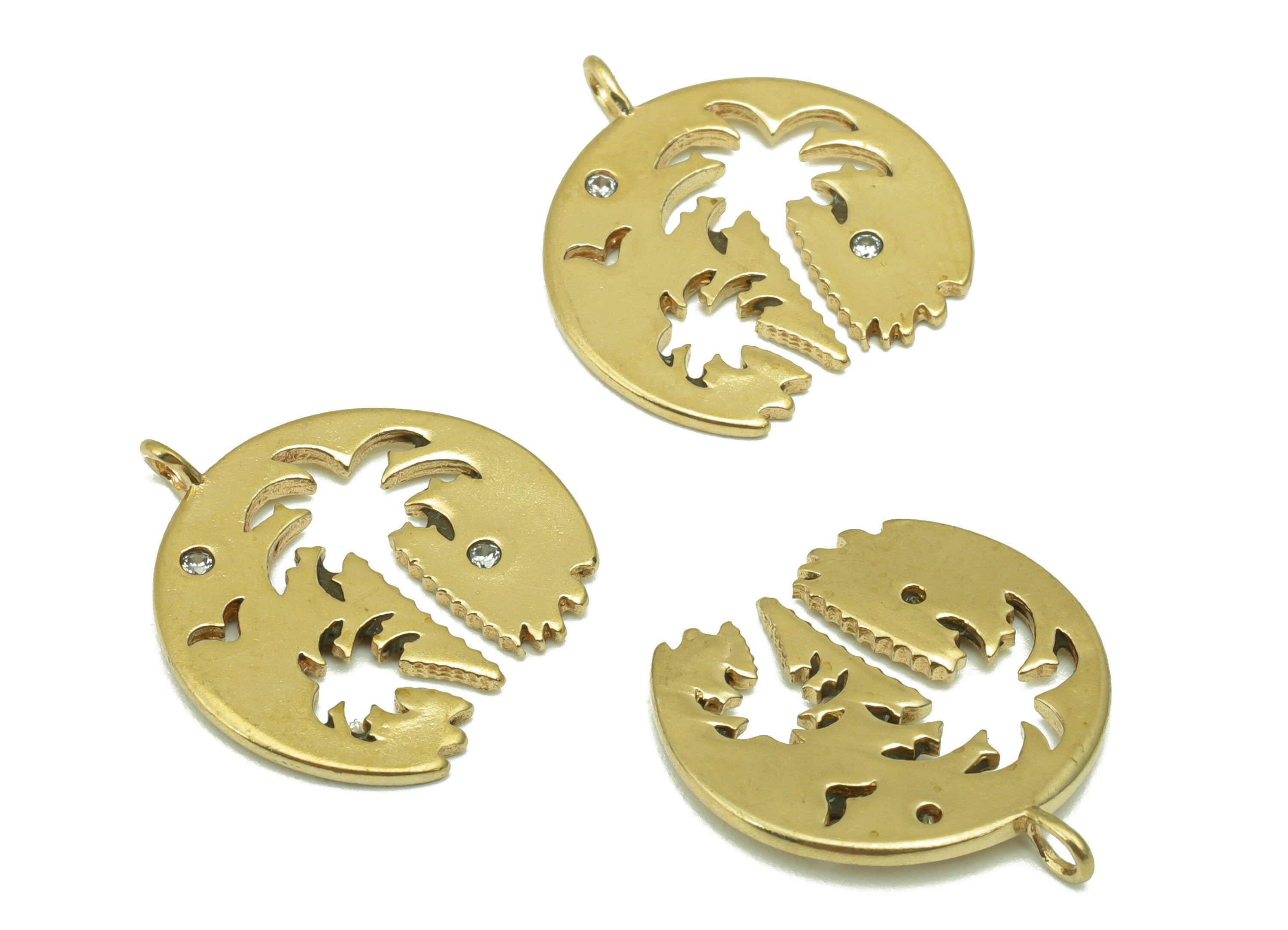 Brass Round Earring-Raw Brass Round Pendant -Palm Tree Island Charm- Botanical Charm -Jewelry Supplies -19x 18x 1.33mm-PP8503 - DOMEDBAZAAR