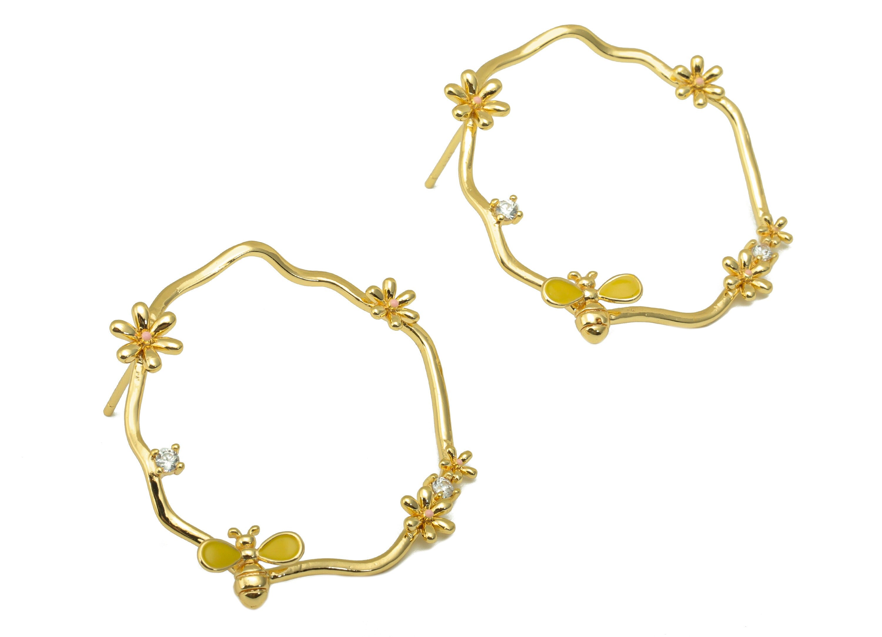 Brass Hoop Earring Stud - Wavy Bee Earring Post - Cubic Zirconia Daisy Earring Post -Wavy Wire Hoop- 18K Real Gold Plated-33x31x2mm- RGP6300 - DOMEDBAZAAR
