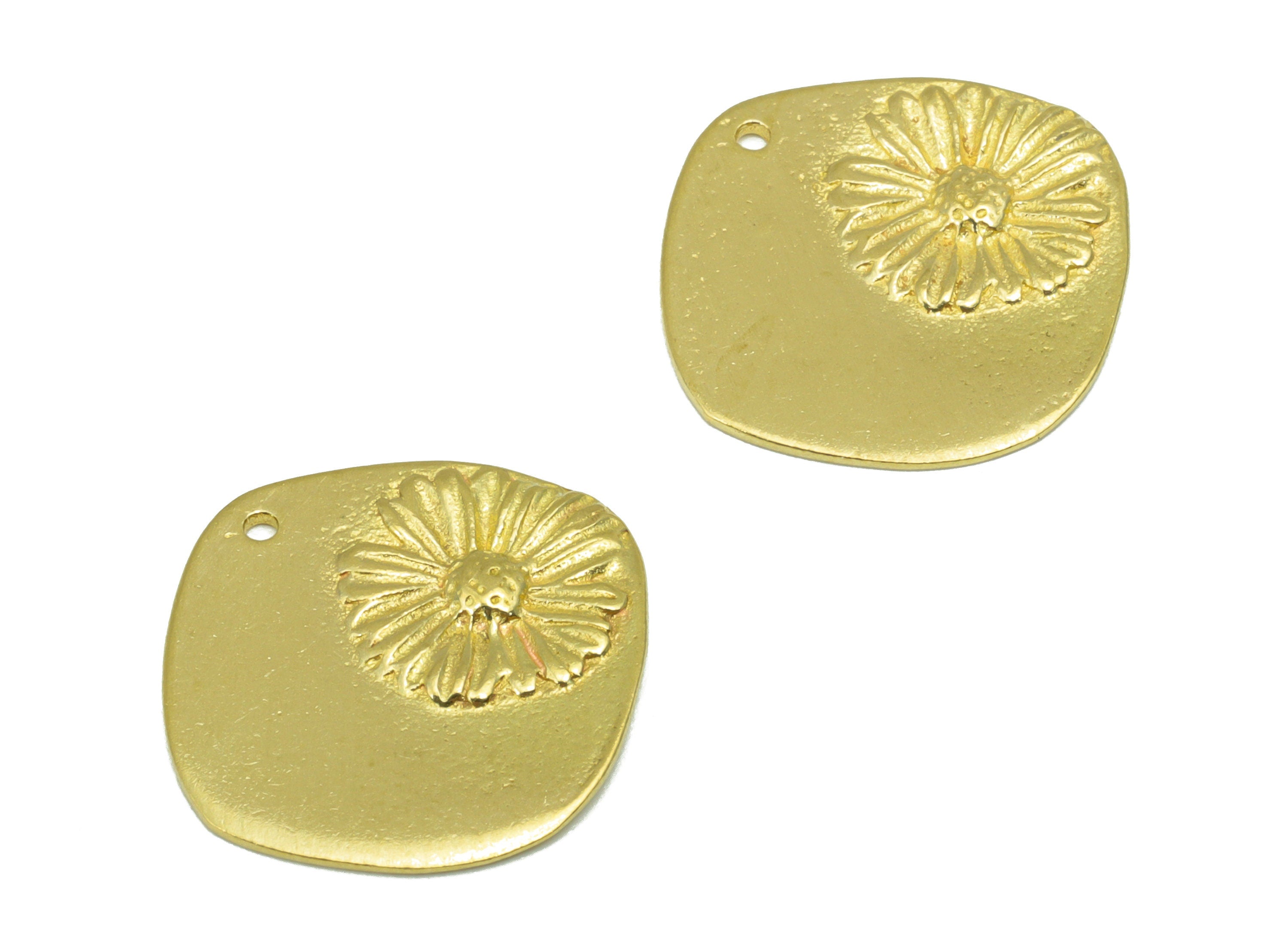 Brass Oval Square Earring- Raw Brass Flower Pendant- Botanical Flower- Daisy Flower -Earring Charm- Jewelry Supplies -18 x 17x 1.48mm-PP8443 - DOMEDBAZAAR