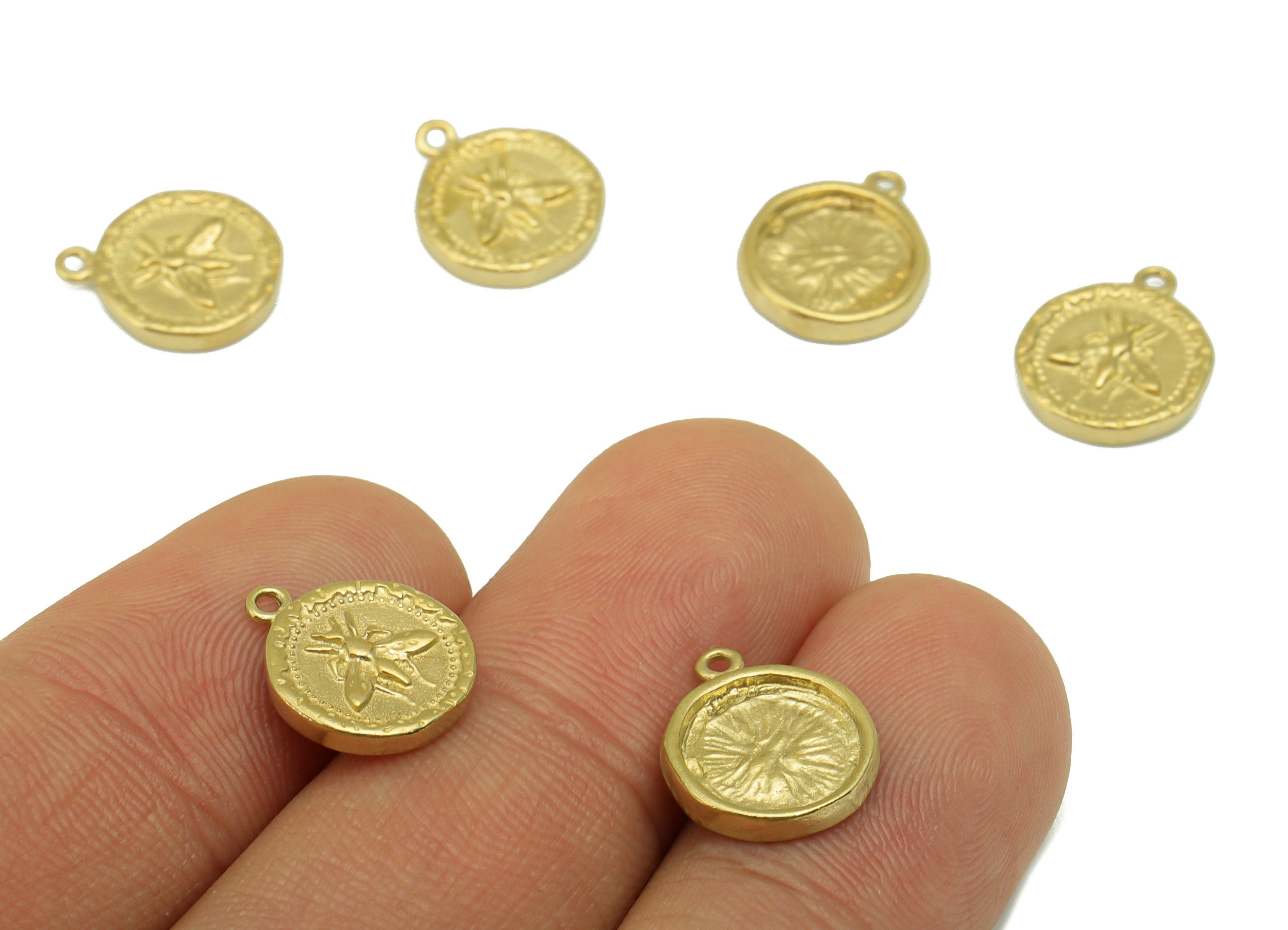 Brass Round Earring Charm- Raw Brass Bee Pendant- Flying  Animal Charm-Insect Pendant - Earring Finding - For Jewelry -13 x11 x2mm -PP8404 - DOMEDBAZAAR