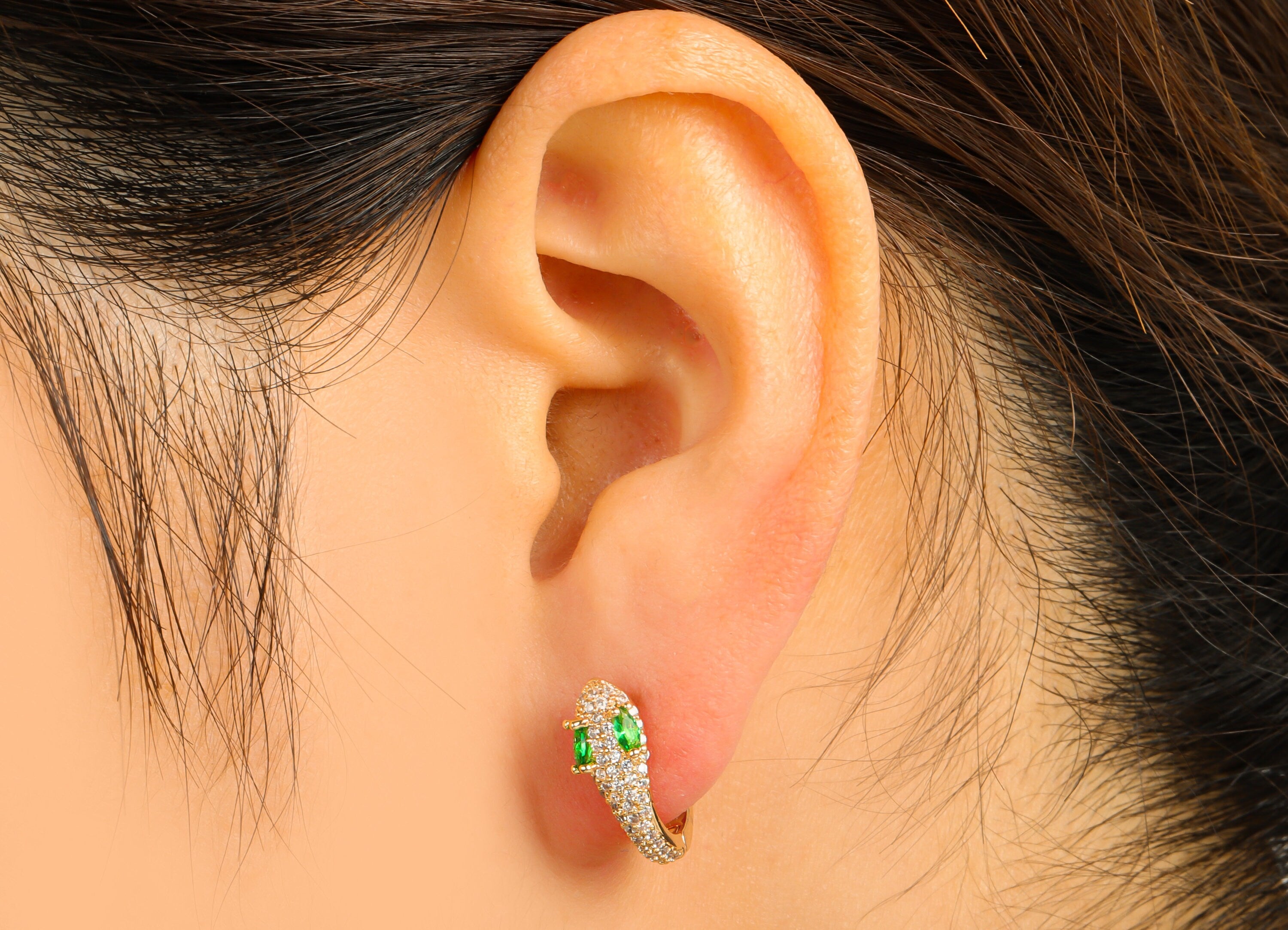 Brass Shake Clasp - Cubic Zircon Huggie Clasp - Green Hoop Clasp - CZ Snake Clasp Huggie - 18K Real Gold Plated - 16.51x15x 2.23mm- RGP6269 - DOMEDBAZAAR